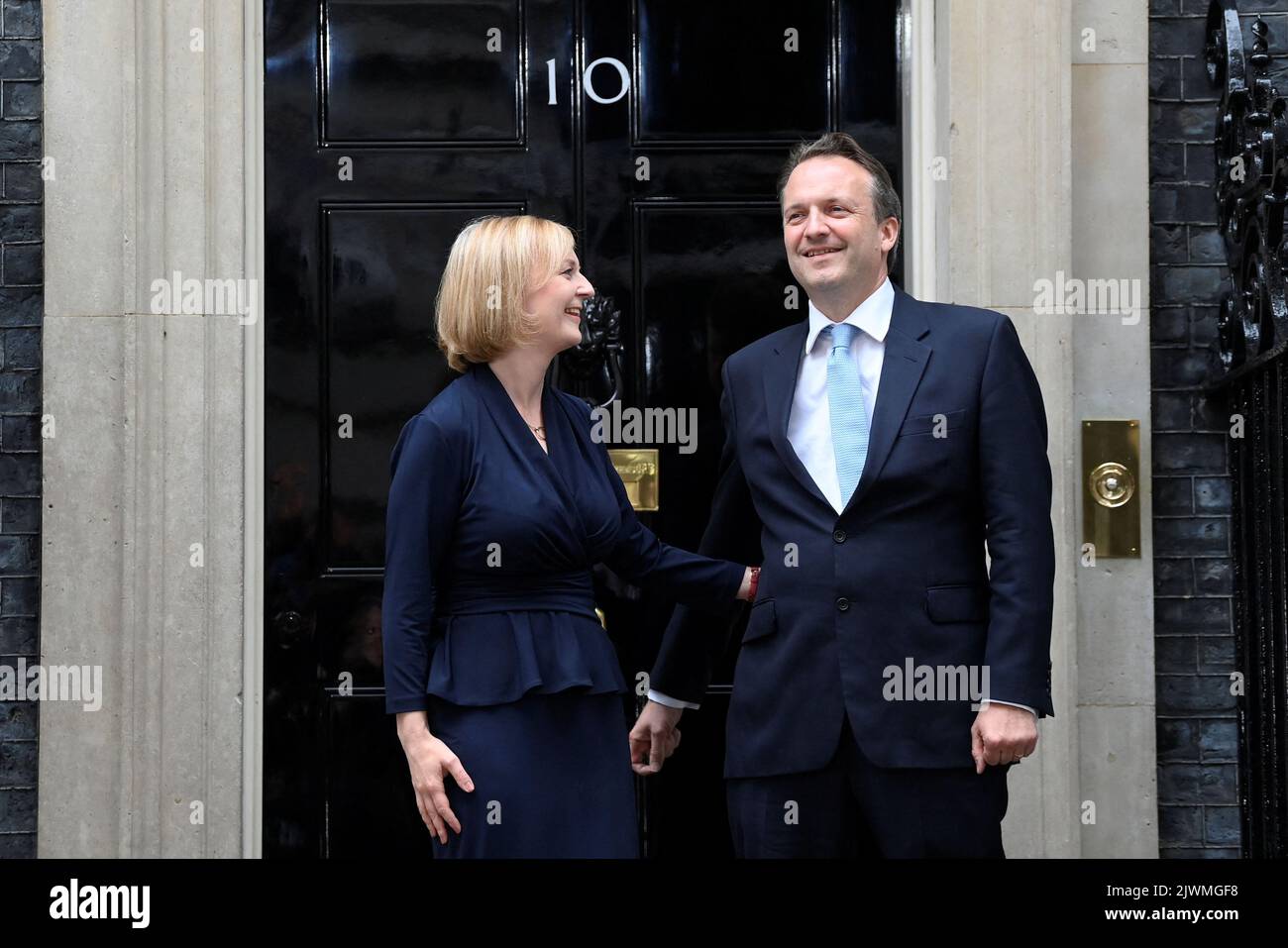 Husband Liz Truss Hi res Stock Photography And Images Alamy Husband Liz Truss Hi res Stock Photography And Images Alamy