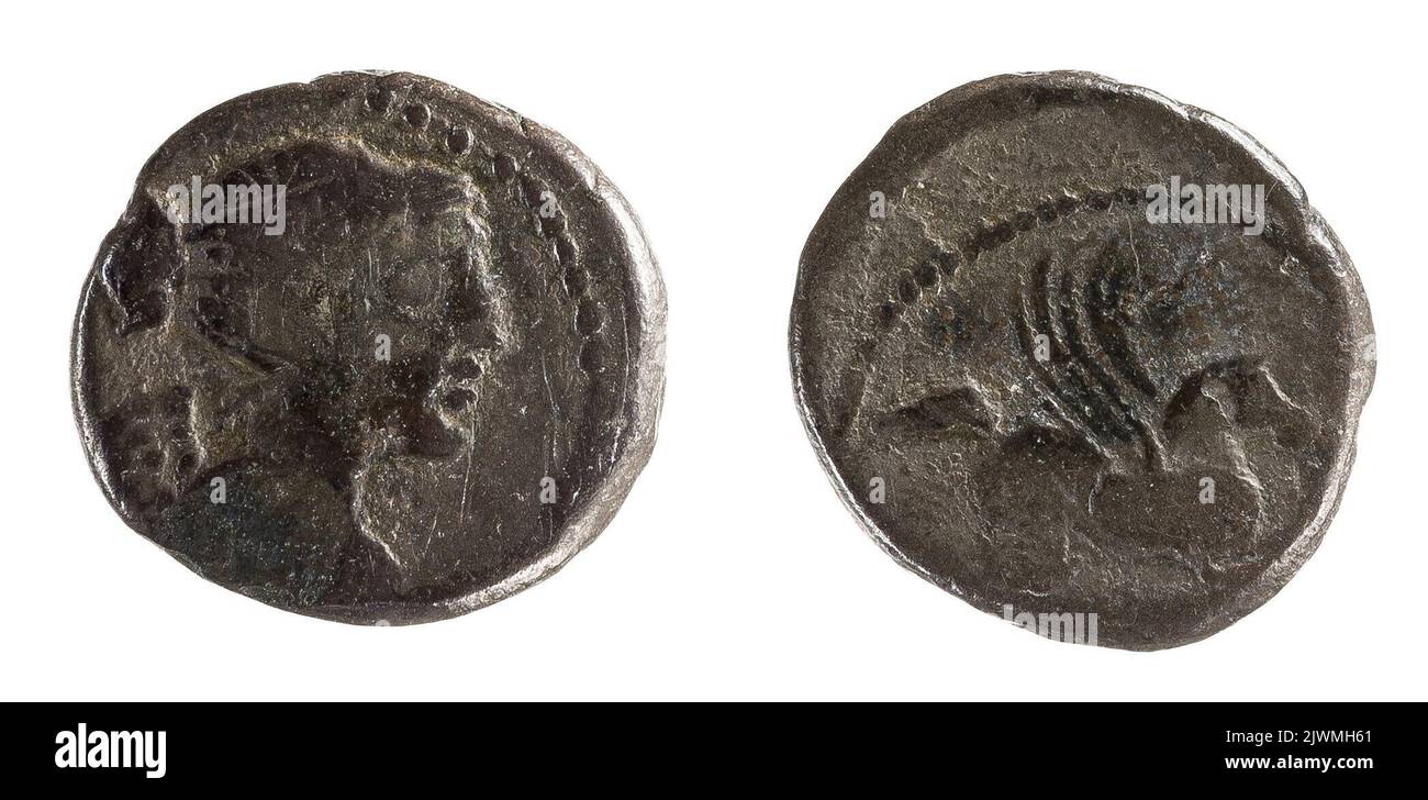 Bust of victoria iconography hi-res stock photography and images - Alamy