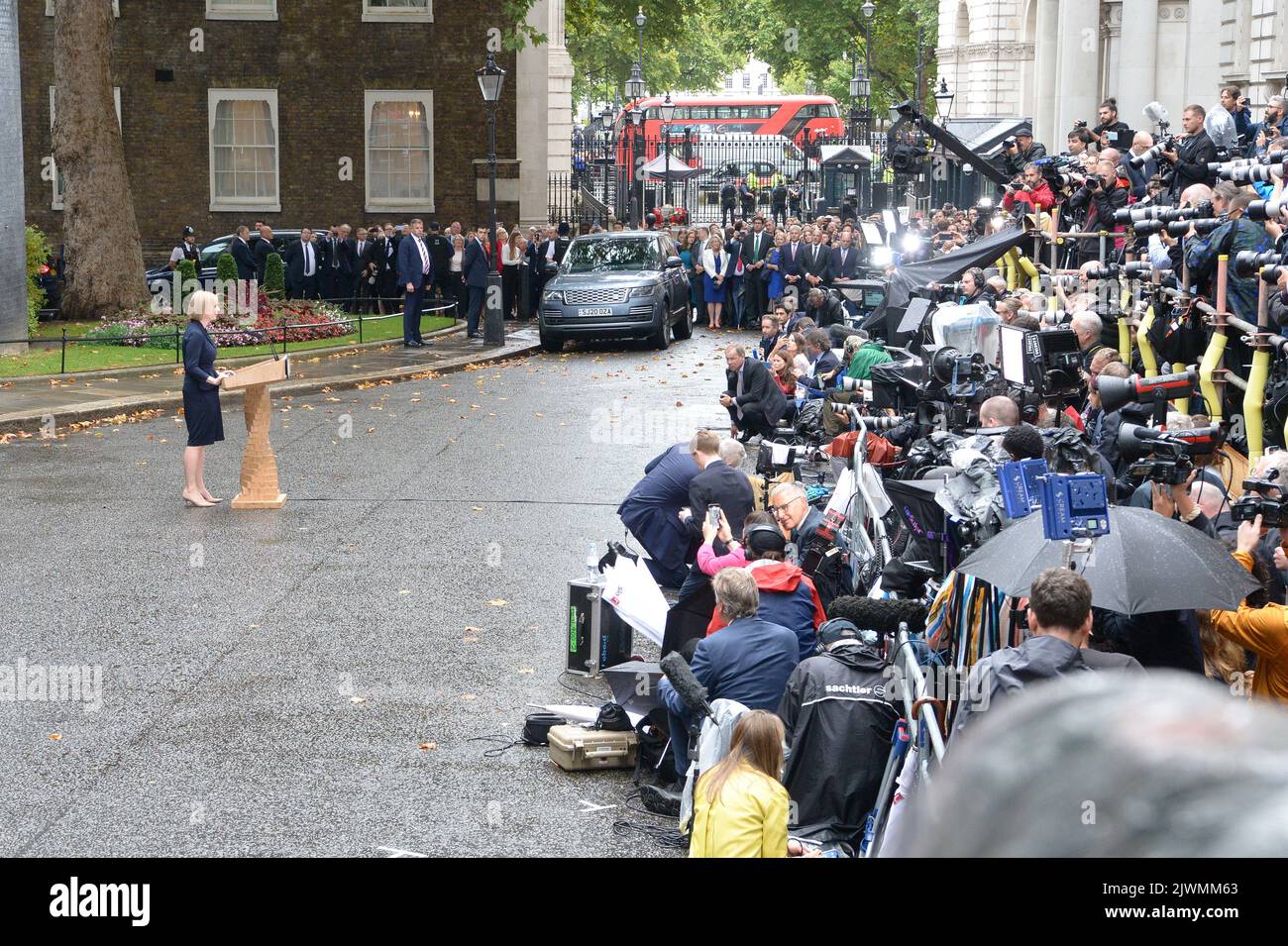 London, UK. 6th Sep, 2022. Liz Truss gives her first speech in Downing Street as the new Prime Minister of the United Kingdom after returning from Balmoral Castle in Scotland where her role was appointed by Her Majesty Queen Elizabeth ll and Truss was invited to form a government. Credit: MARTIN DALTON/Alamy Live News Stock Photo