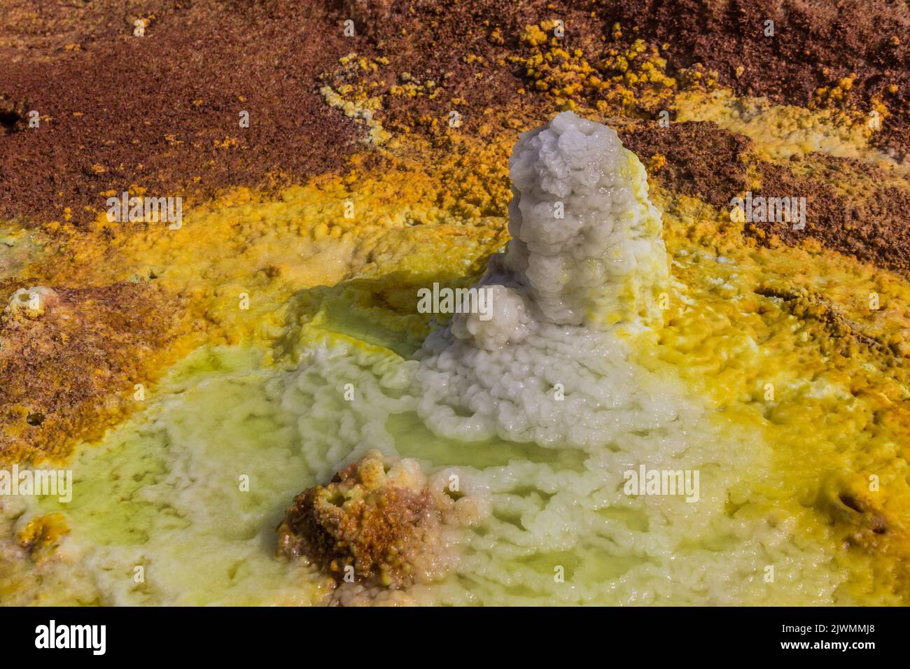 Small sulfuric spring in Dallol volcanic area, Danakil depression, Ethiopia Stock Photo