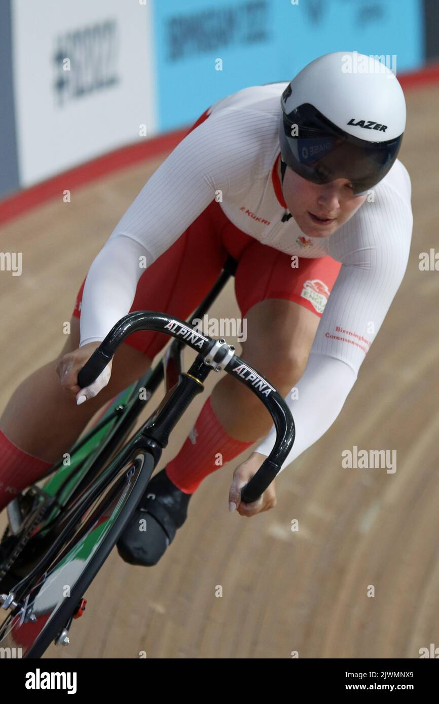 Sophie CAPEWELL of England in the Women's Sprint cycling at the 2022 ...