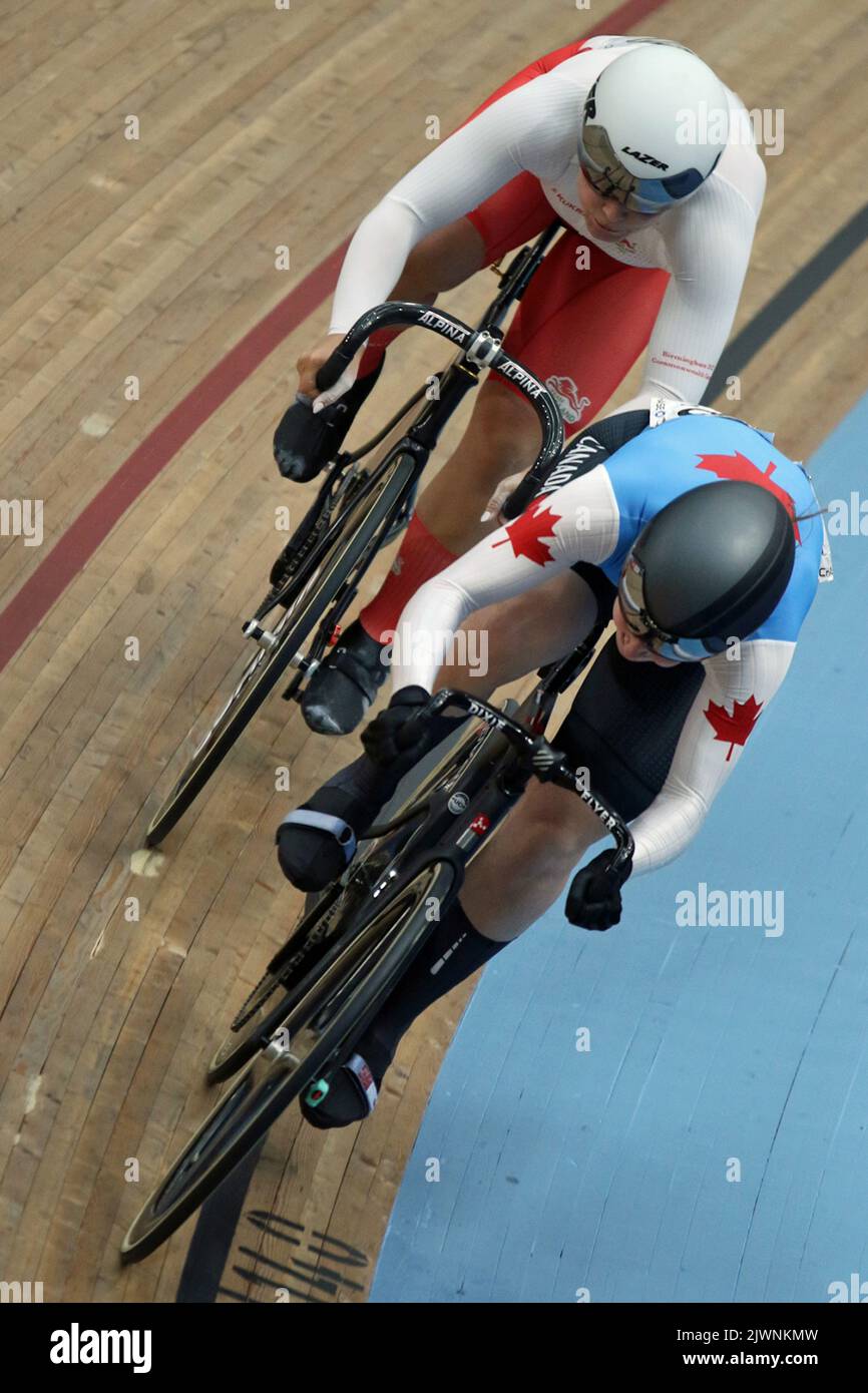 Sarah ORBAN of Canada leads Sophie CAPEWELL of England in the Women's