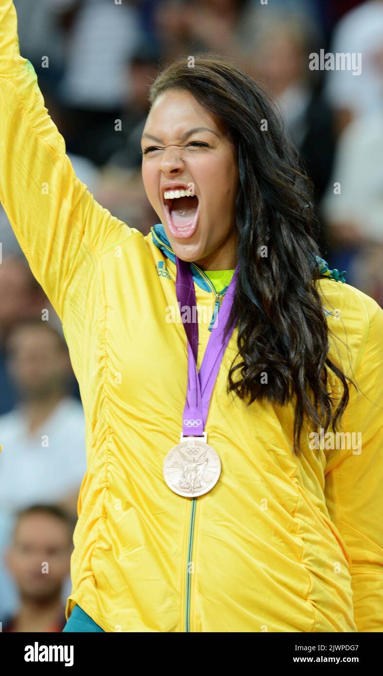 Elizabeth Cambage and the Australian women's basketball team accept