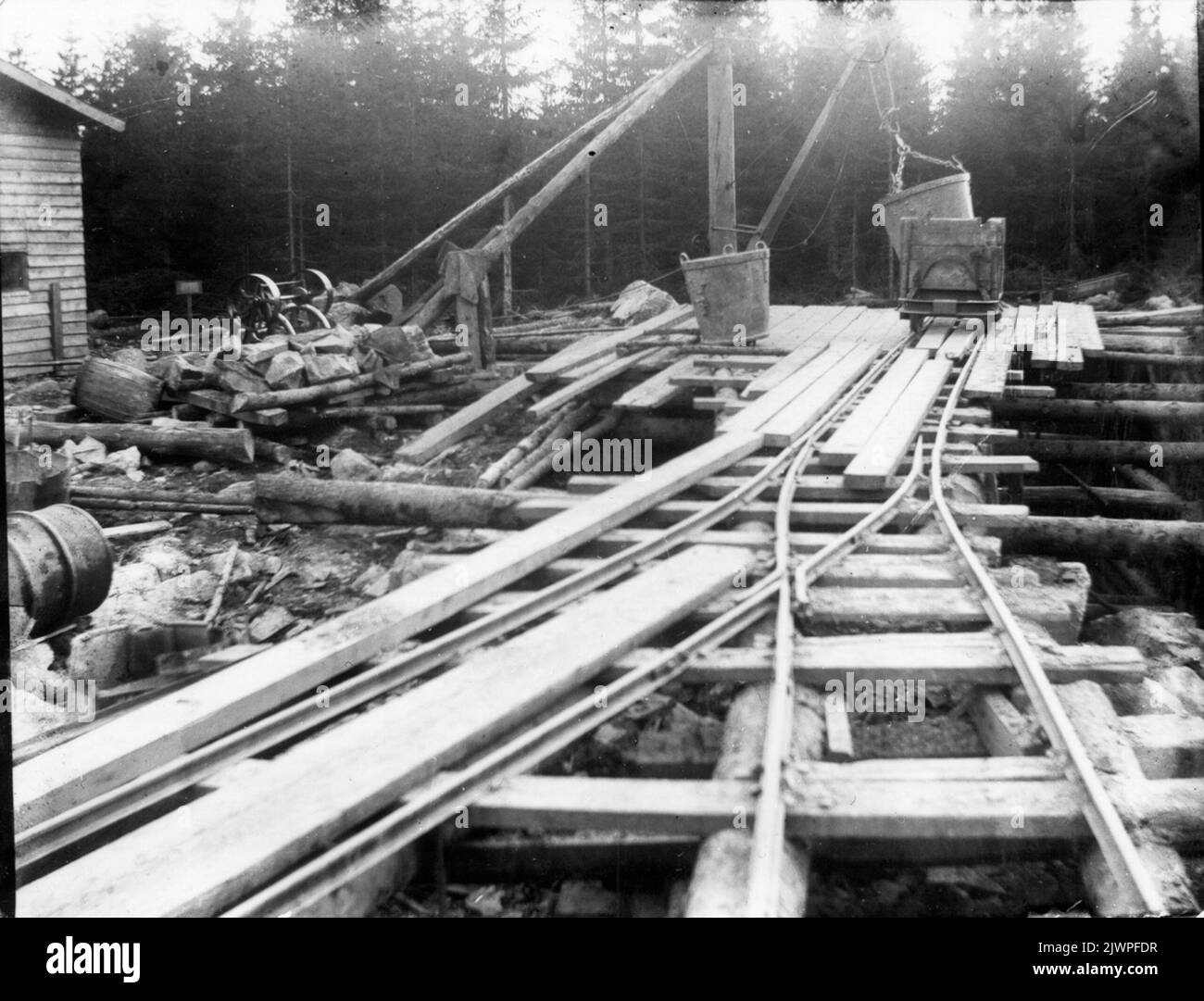 Loading ramp, possibly for ore loading on rail cars. Lastningsramp