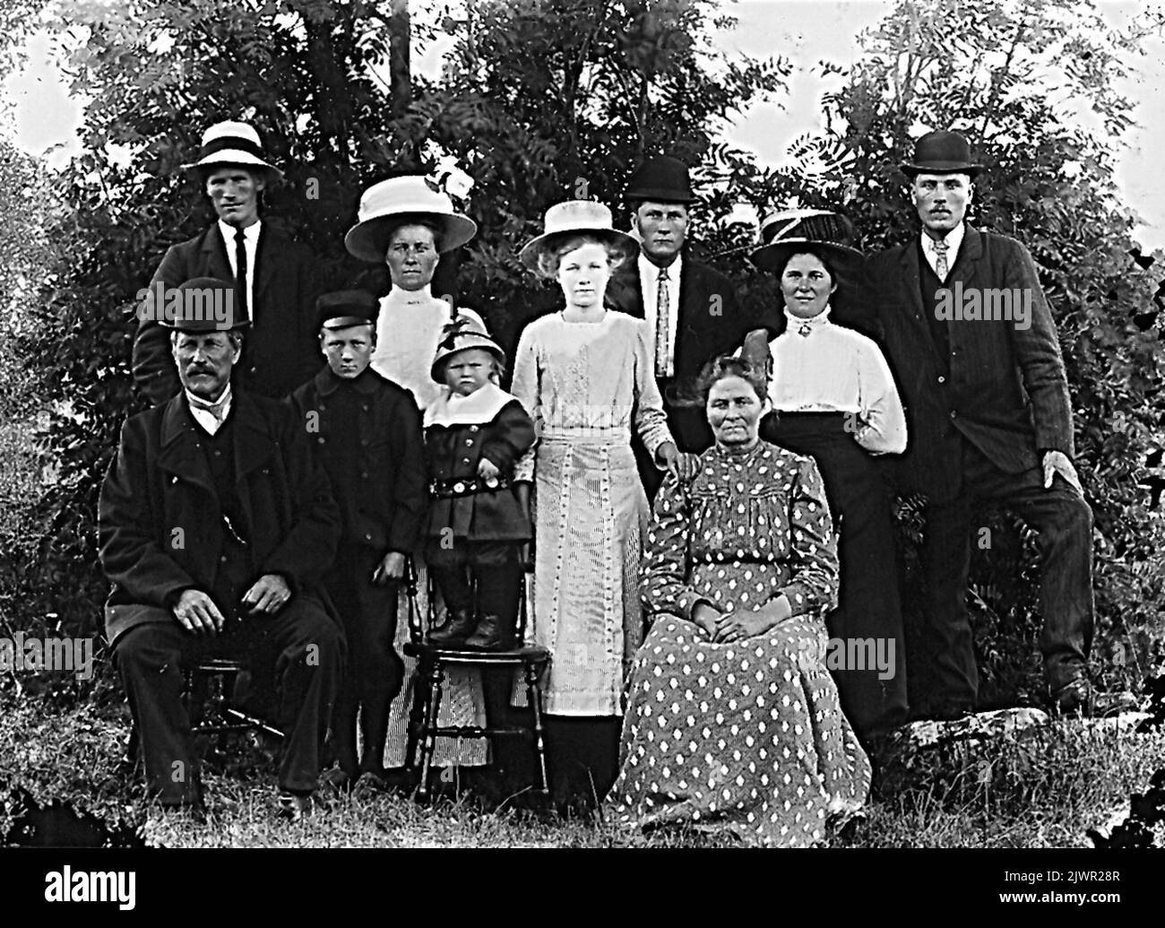 Unknown group picture. Okänd gruppbild Stock Photo - Alamy