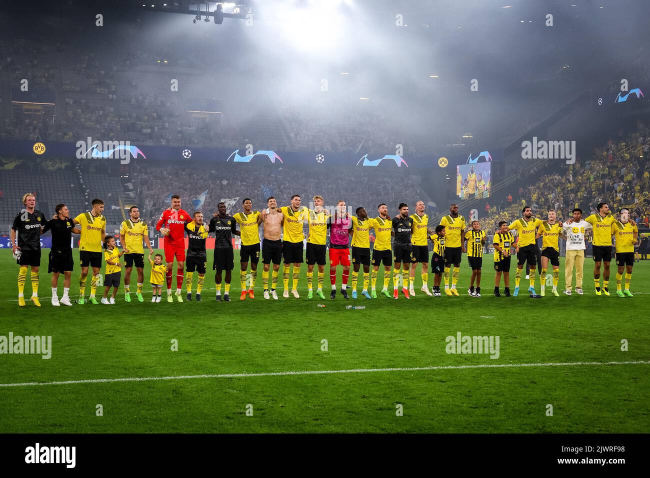 DORTMUND, GERMANY - SEPTEMBER 6: Giovanni Reyna of Borussia Dortmund, Mats Hummels of Borussia Dortmund, Emre Can, Antonios Papadopoulos, Alexander Meyer of Borussia Dortmund, Thomas Meunier of Borussia Dortmund, Niklas Sule of Borussia Dortmund, Nico Schlotterbeck of Borussia Dortmund, Raphael Guerreiro of Borussia Dortmund, Jude Bellingham of Borussia Dortmund, Salih Ozcan of Borussia Dortmund, Julian Brandt of Borussia Dortmund, Marco Reus of Borussia Dortmund, Thorgan Hazard of Borussia Dortmund and Anthony Modeste of Borussia Dortmund during the UEFA Champions League Group G match between Stock Photo