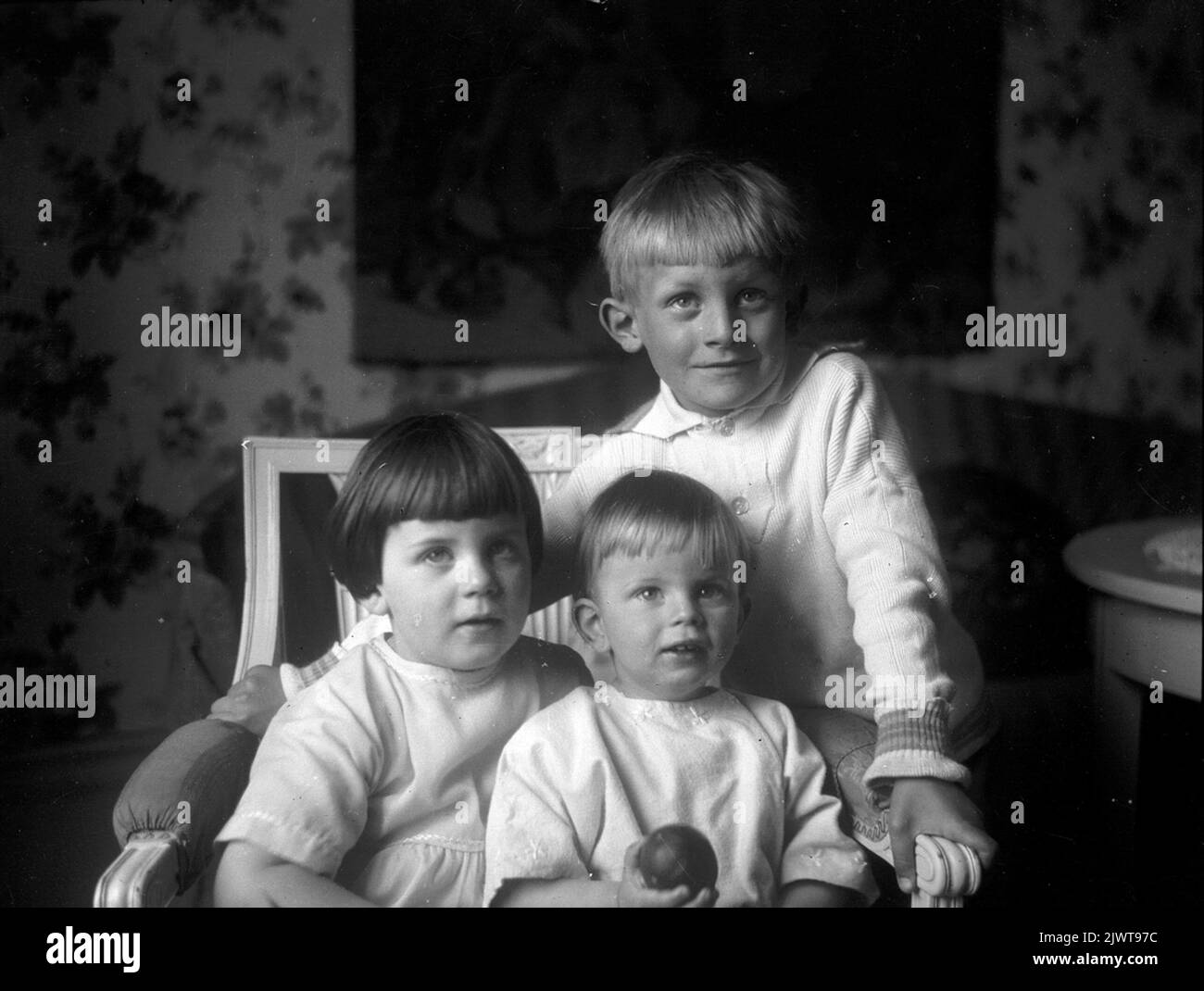 The children Malmberg, Elna's sister children. From left