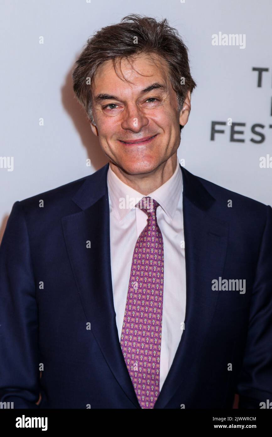 NEW YORK, NY - APRIL 18: Dr. Mehmet Oz attends 'Equals' Premiere - 2016 Tribeca Film Festival at John Zuccotti Theater at BMCC Tribeca Performing Arts Stock Photo