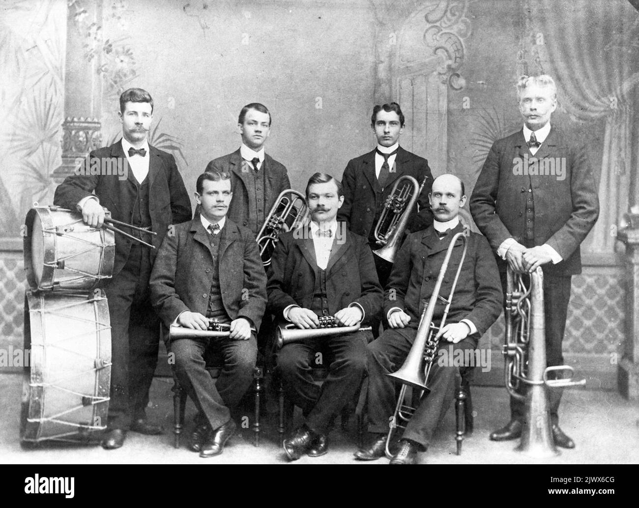 The wind orchestra at Gefle glassworks, around 1910. KarlAxel