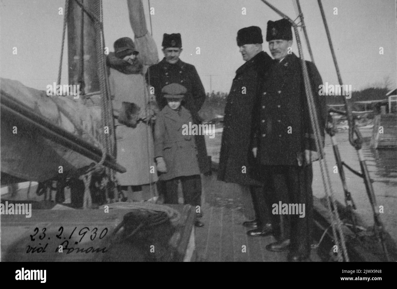 Ship pictures, the pilot Helmer Alm's album. Photo on February 23, 1930 at Bönan. Fartygsbilder, lotsen Helmer Alms album. Foto den 23 februari 1930 vid Bönan. Stock Photo