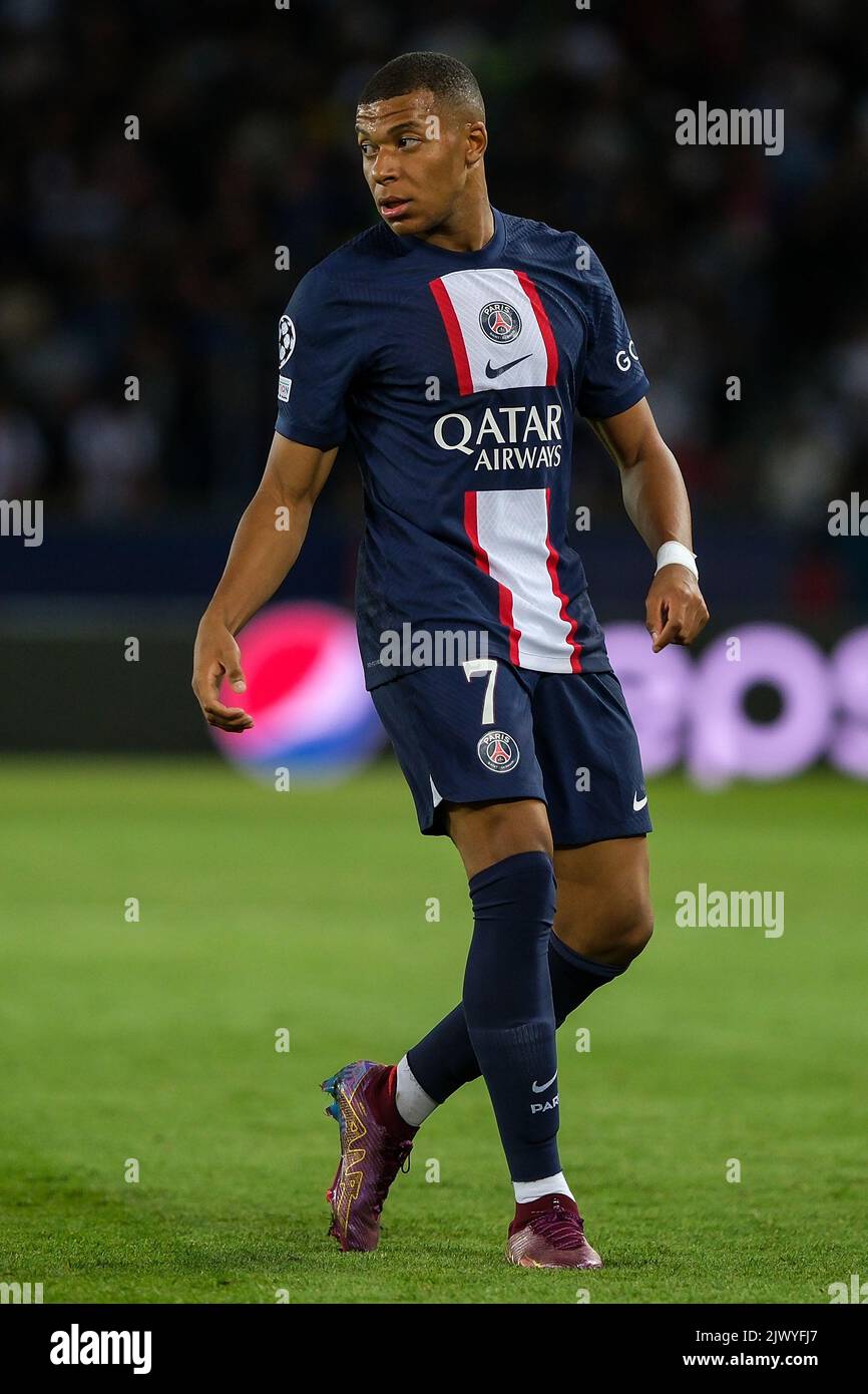 Mbapp Paris Saint-Germain 2022-2023 Soccer Jersey