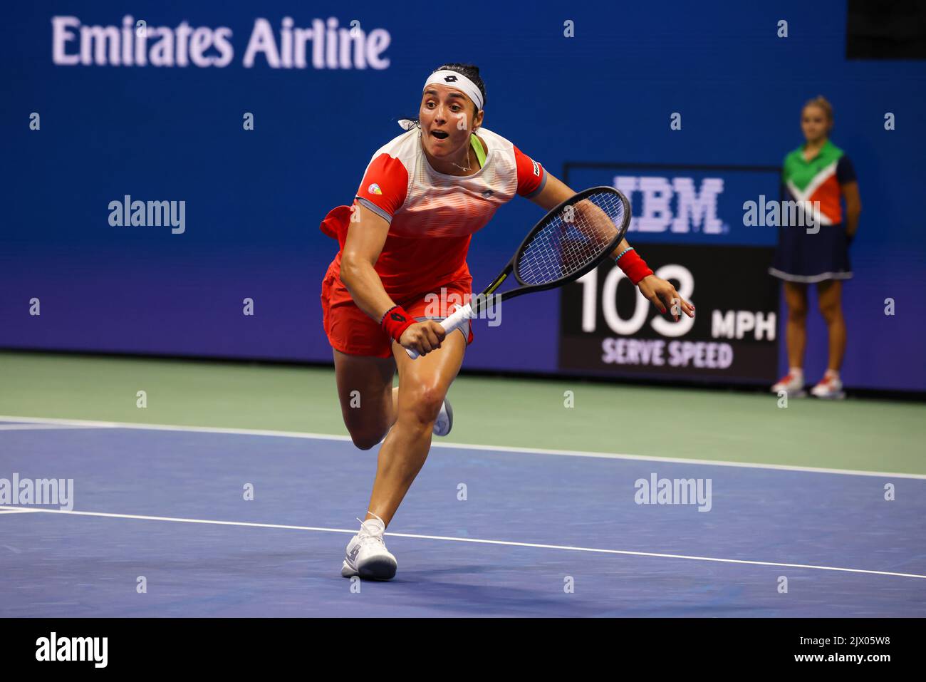 NEW YORK, NY - September 6: Ons Jabeur of Tunisia during her quarterfinal match against Ajla Tomljanovic of Australia at USTA Billie Jean King National Tennis Center on September 6, 2022 in New York City. ( Credit: Adam Stoltman/Alamy Live News Stock Photo