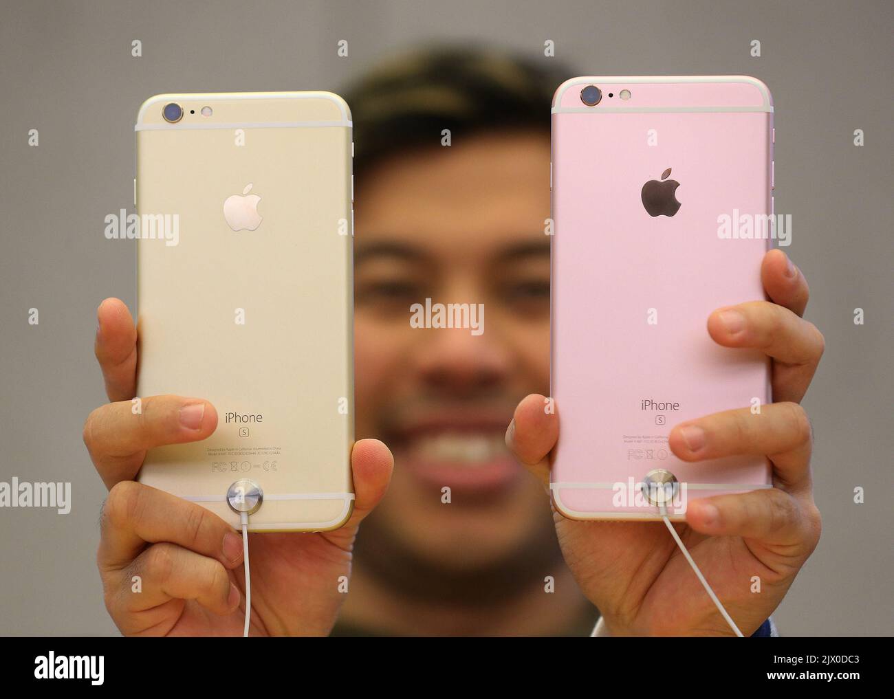 Iphone 6s rose gold public hot sale