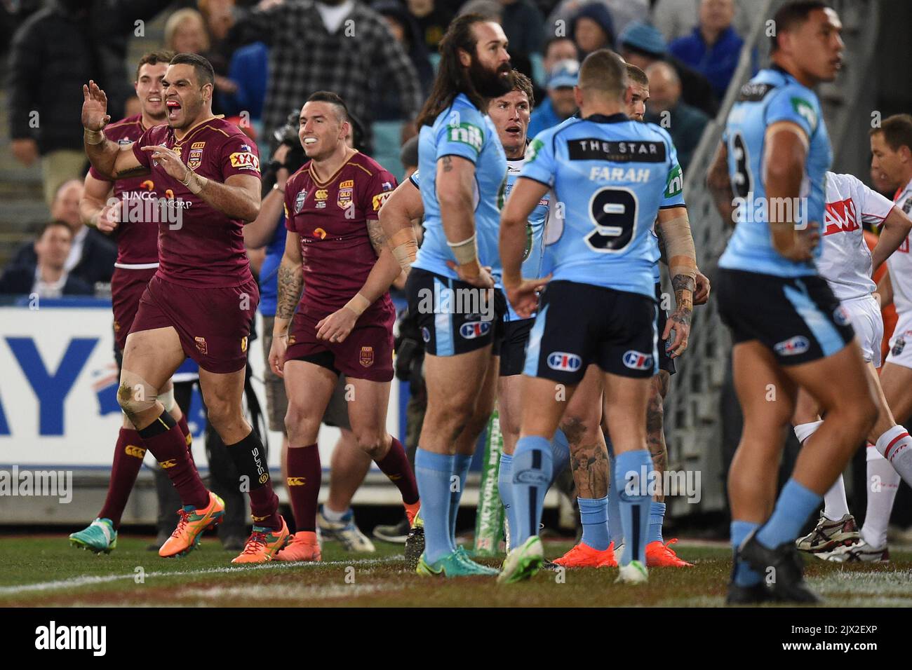 Greg Inglis là một trong những cầu thủ xuất sắc nhất của đội Maroons và đã mang lại nhiều trận đấu đầy cảm xúc cho người hâm mộ. Với bàn thắng mở tỷ số trong trận đấu State of Origin, anh đã chứng minh rằng tài năng của mình vẫn đang nguyên vẹn. Hãy đón xem và cổ vũ cho Maroons trong những trận đấu tới!