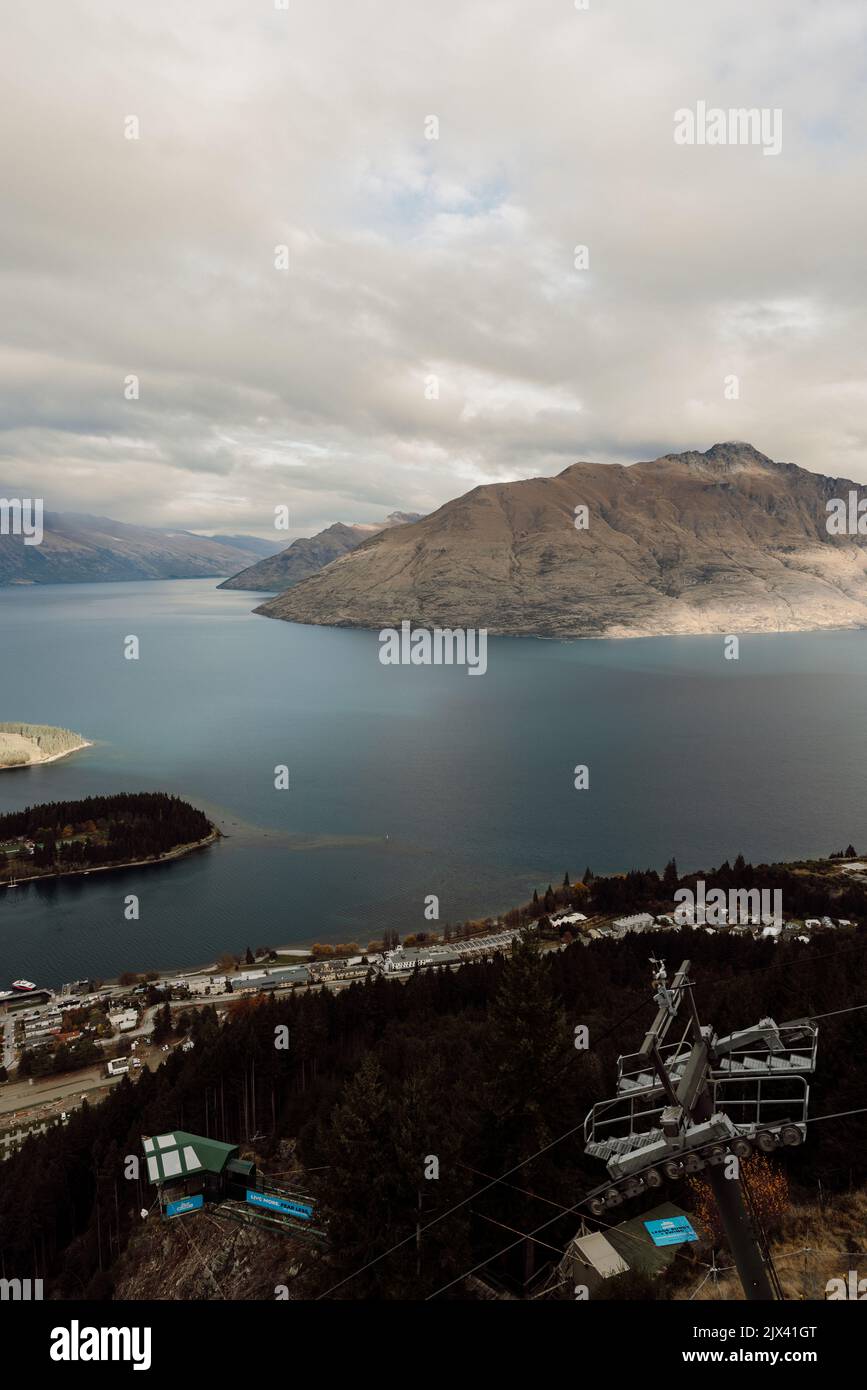 Popular spectacular view of Queenstown in New Zealand Stock Photo - Alamy