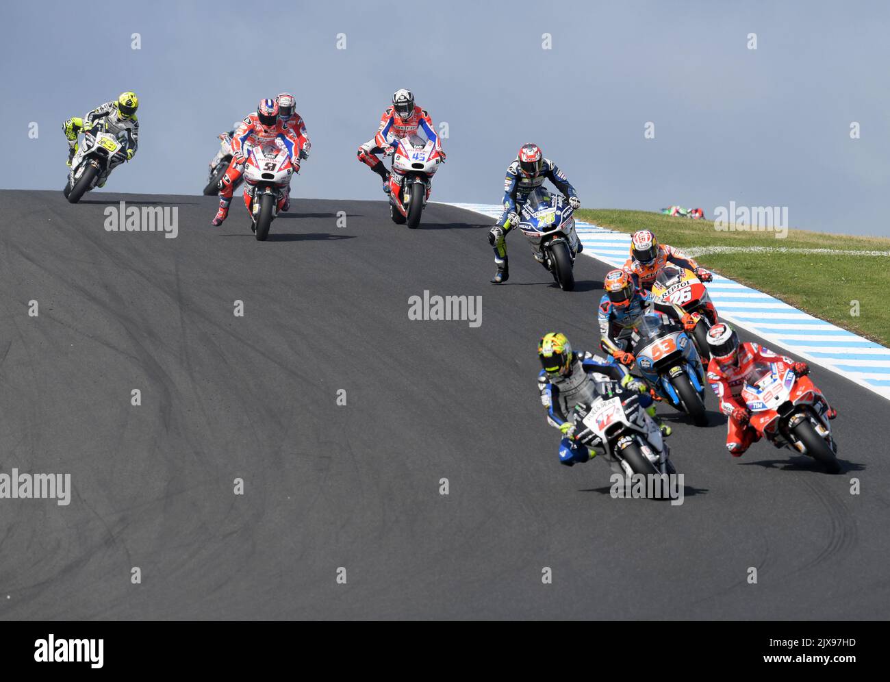 Riders pull into turn 10 during the MotoGP at the Australian Motorcycle  Grand Prix 2017 on Phillip Island, Victoria, Sunday, October 22, 2017. (AAP  Image/Tracey Nearmy Stock Photo - Alamy