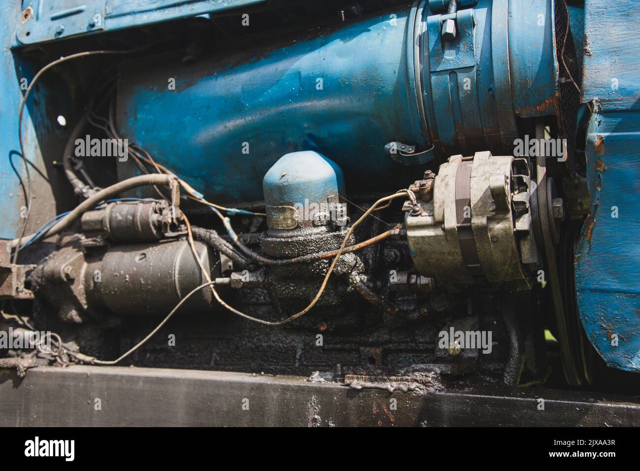 John Deere E100 Lawn Tractor Leaking Oil Onto Muffler, 55 OFF