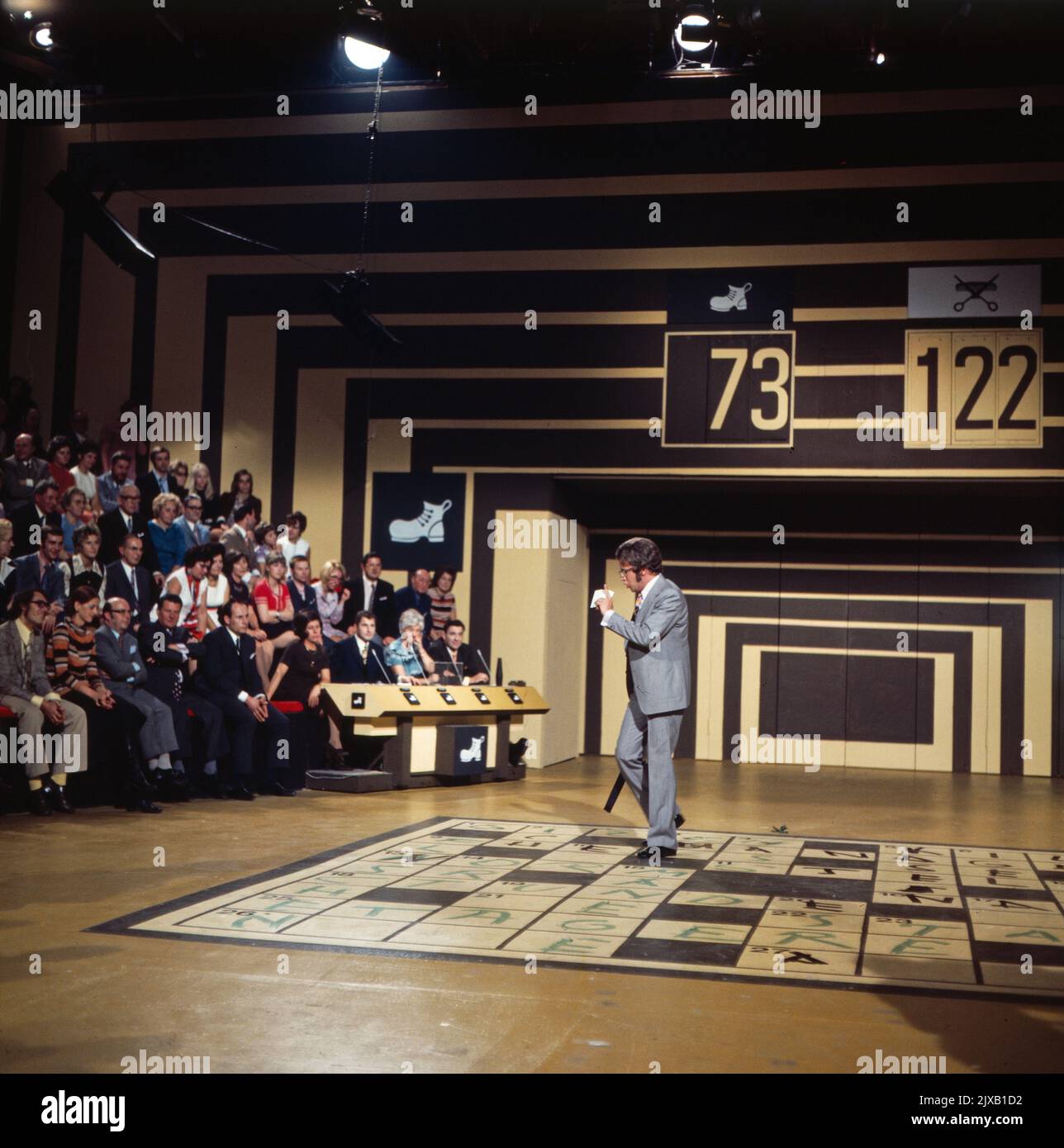 Das Kreuzworträtselspiel, Spielshow, Deutschland 1971, Moderator Dieter Thomas Heck Stock Photo