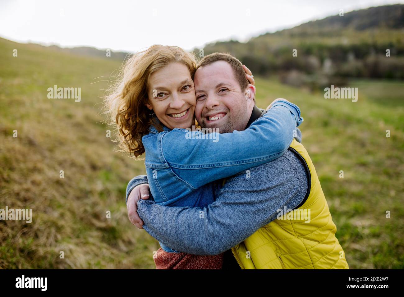 Down Moms candid Candid family at home hi-res stock photography and images - Page 13 - Alamy
