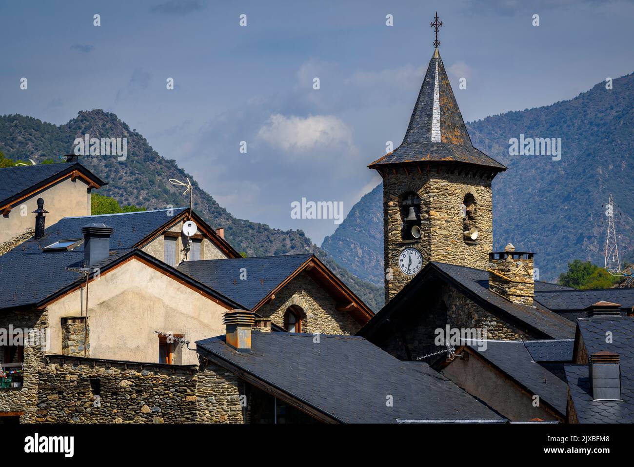 Village of Llavorsí, in a summer noon (Pallars Sobirà, Lleida, Catalonia, Spain, Pyrenees)  ESP: Pueblo de Llavorsí, en un mediodía de verano (Lérida) Stock Photo