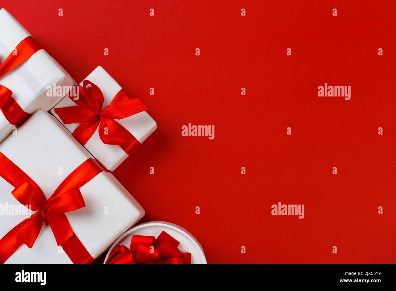 gift box on color background Stock Photo - Alamy