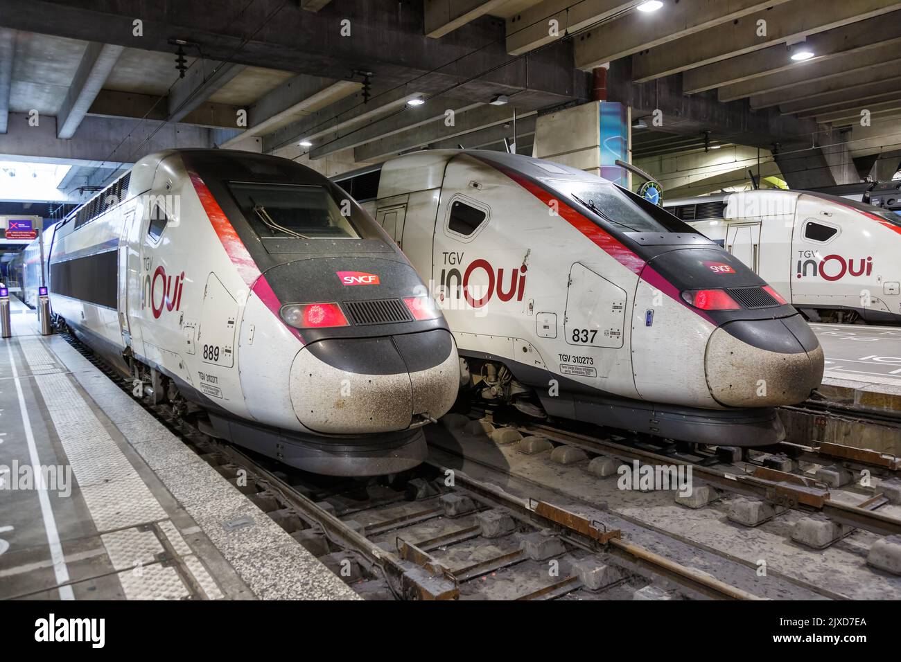 Tgv train in paris montparnasse station hi-res stock photography and images  - Alamy