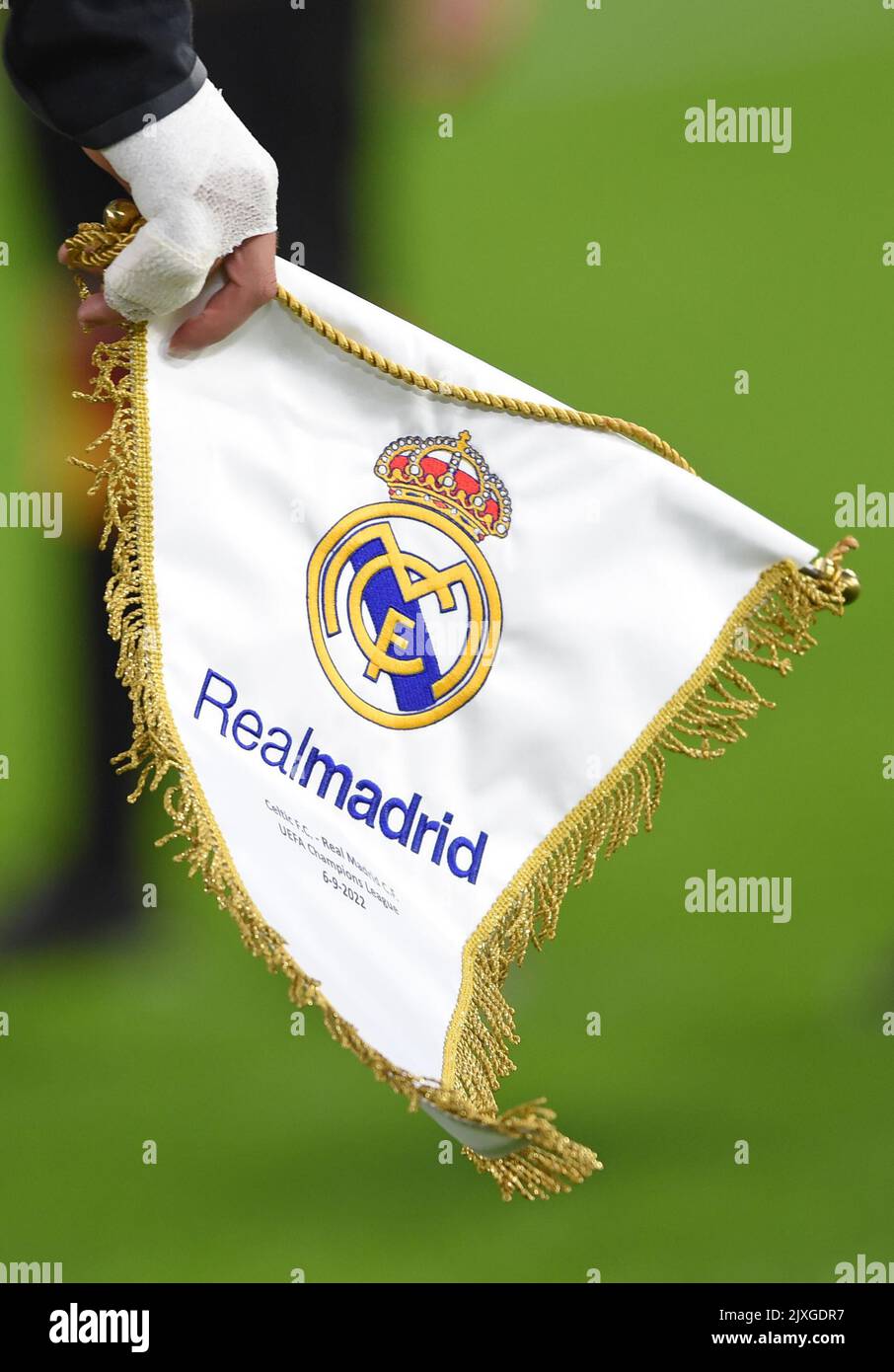 Real Madrid Flag Banner 3x5ft Champions League 2022 Merengue Flag