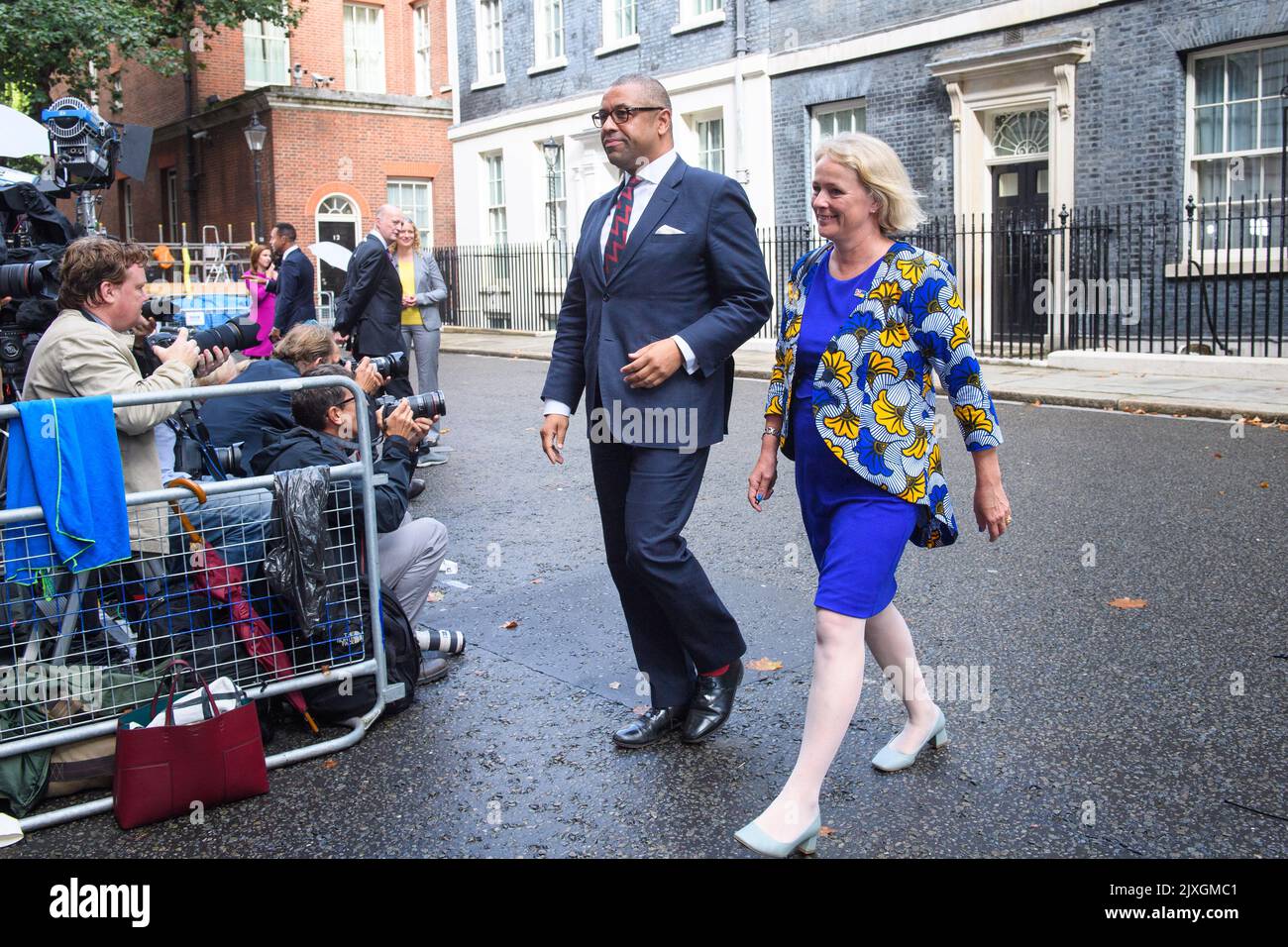 London, UK. 7 September 2022. Foreign Secretary James Cleverly and Vicky Ford, development minister in the Foreign Office leaving 10 Downing Street, London, following the first Cabinet meeting with new Prime Minister Liz Truss. Picture date: Wednesday September 7, 2022. Photo credit should read: Matt Crossick/Empics/Alamy Live News Stock Photo