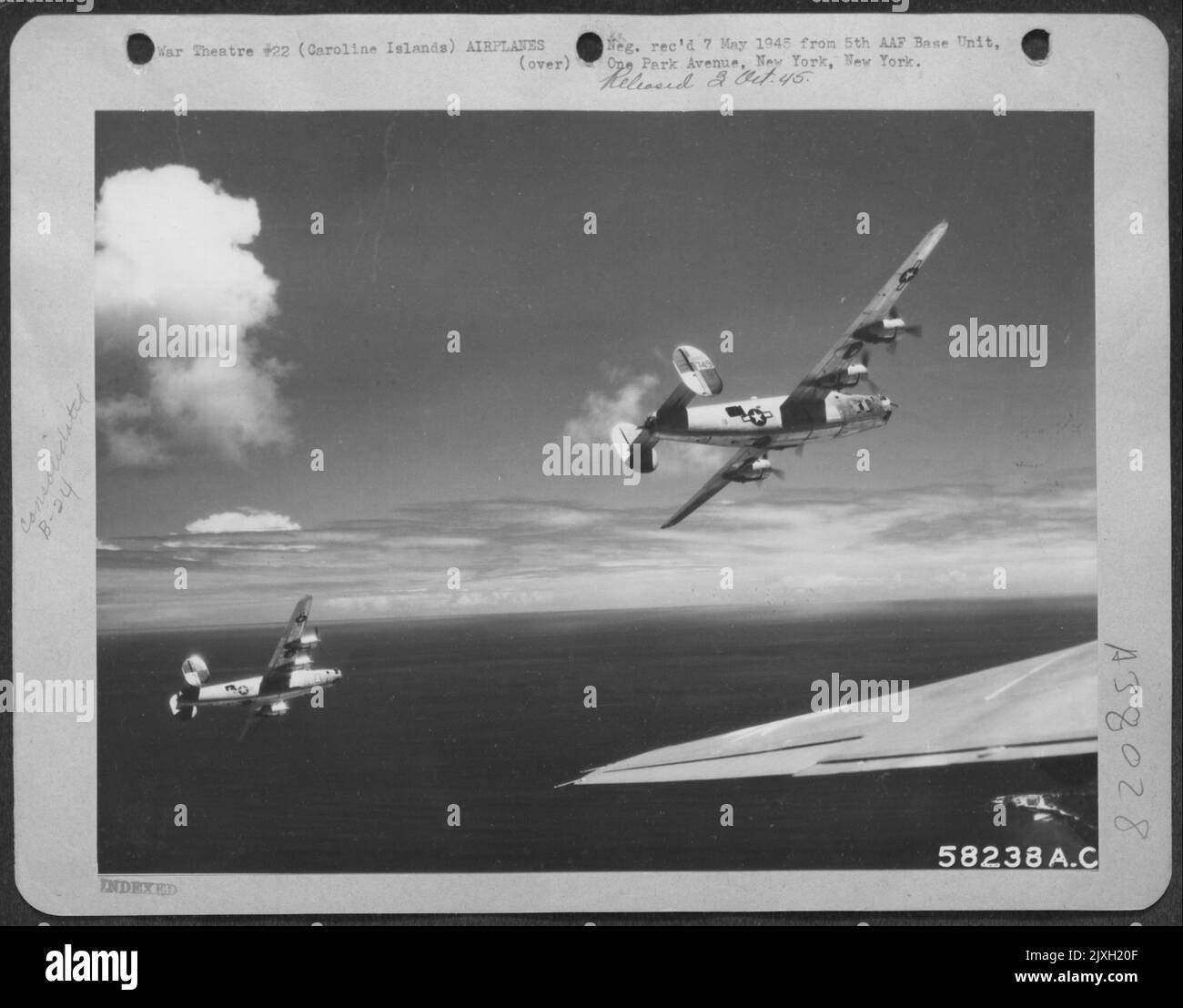 Consolidated aircraft Black and White Stock Photos & Images - Page 2 - Alamy