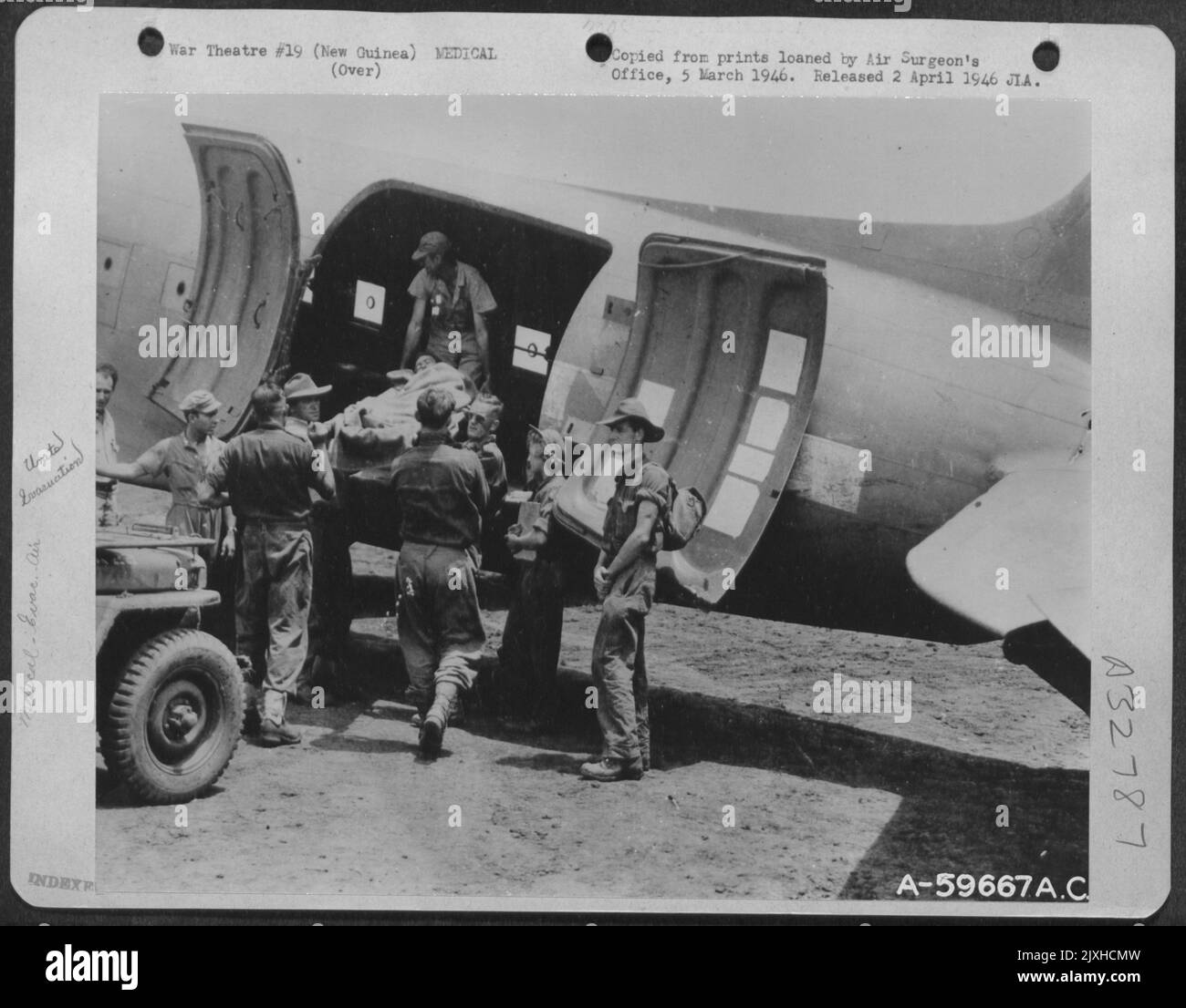 804Th Medical Air Evacuation Transportation Squadron. Loading Patients