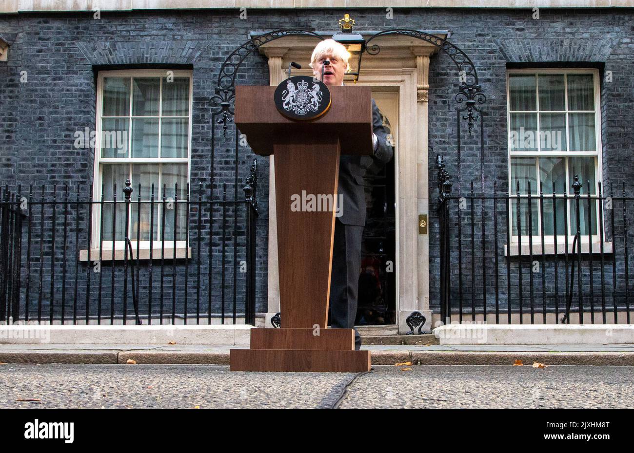 September 6 2022 London England United Kingdom Resigning British september-6-2022-london-england-united-kingdom-resigning-british