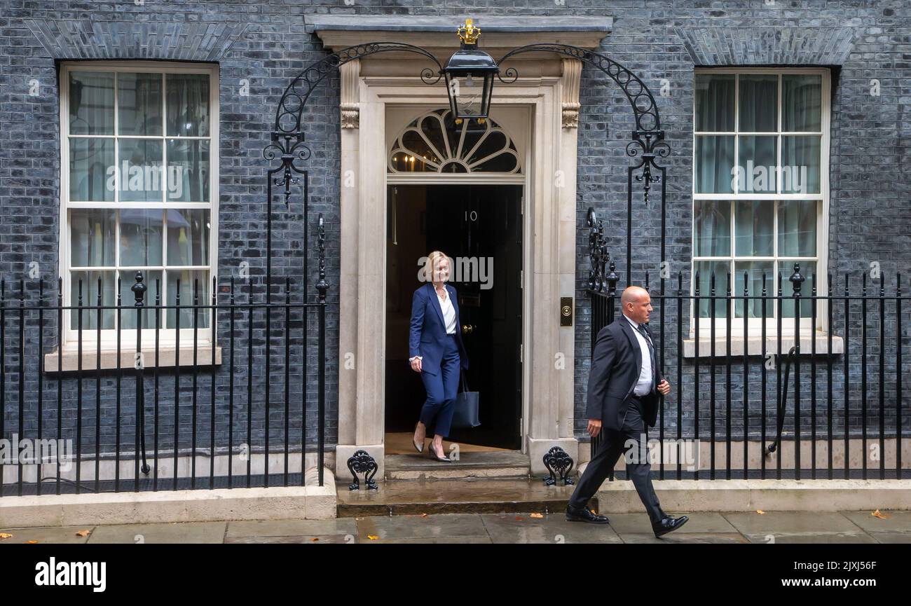 London, England, UK. 7th Sep, 2022. UK Prime Minister LIZ TRUSS is seen leaving 10Downing street ahead of Prime Minister's Question session in House of Commons. (Credit Image: © Tayfun Salci/ZUMA Press Wire) Credit: ZUMA Press, Inc./Alamy Live News Stock Photo