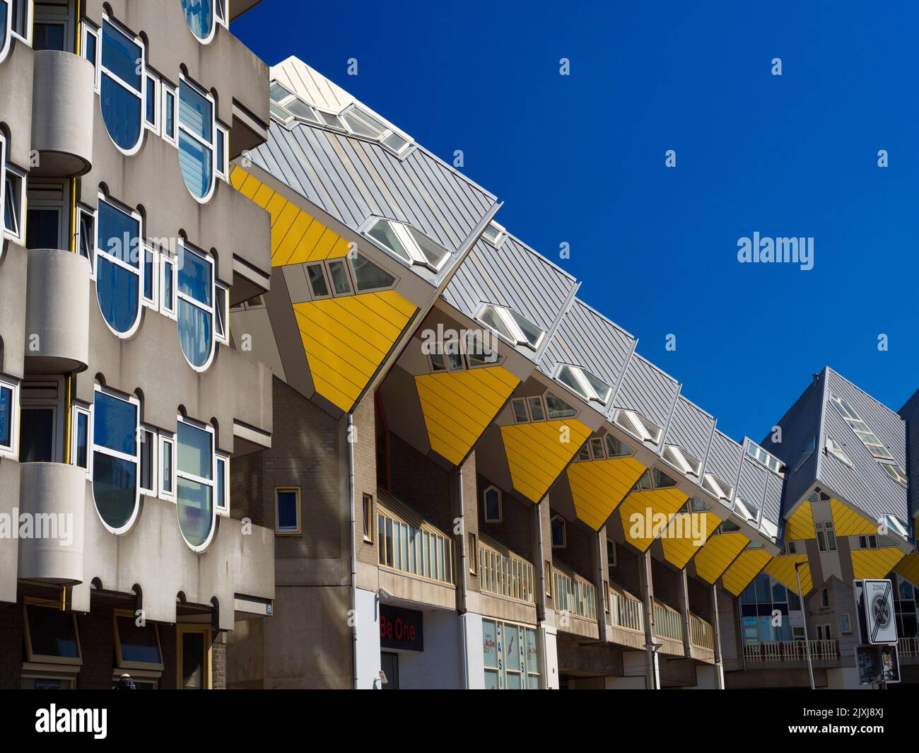 South rotterdam metro hi-res stock photography and images - Alamy