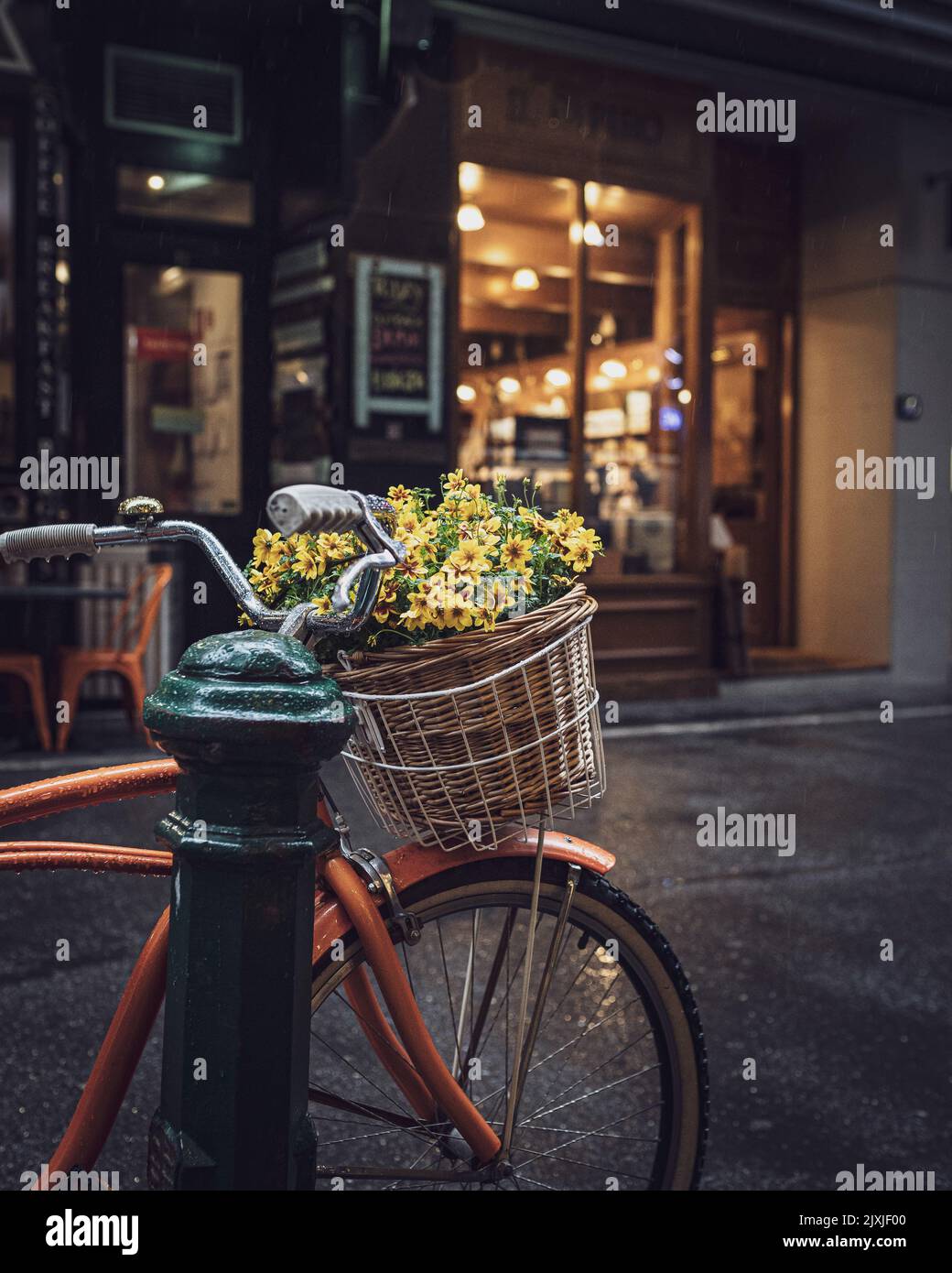 The old bike store hi-res stock photography and images - Alamy