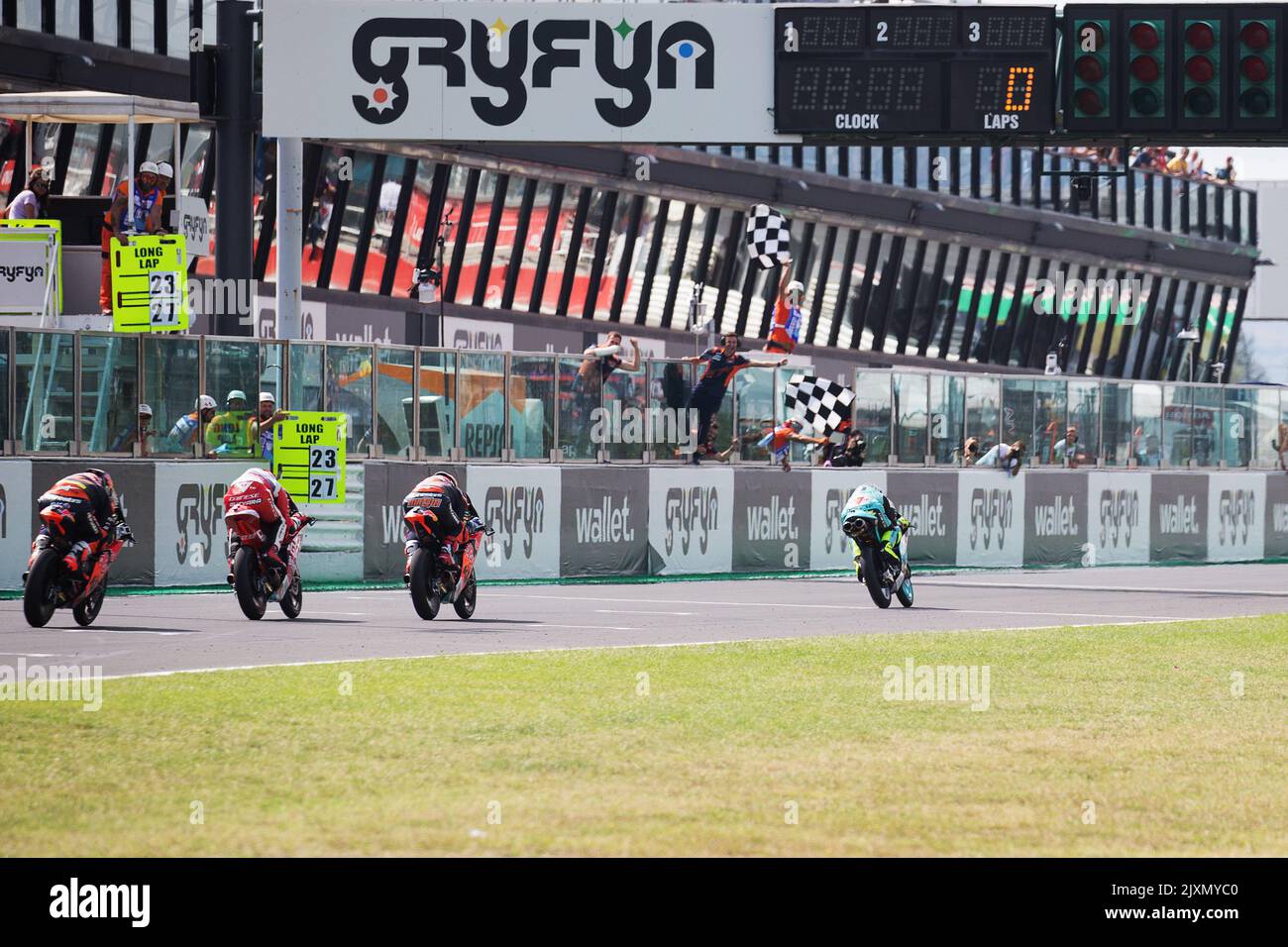 Moto2 rider during race in hi-res stock photography and images - Page 7