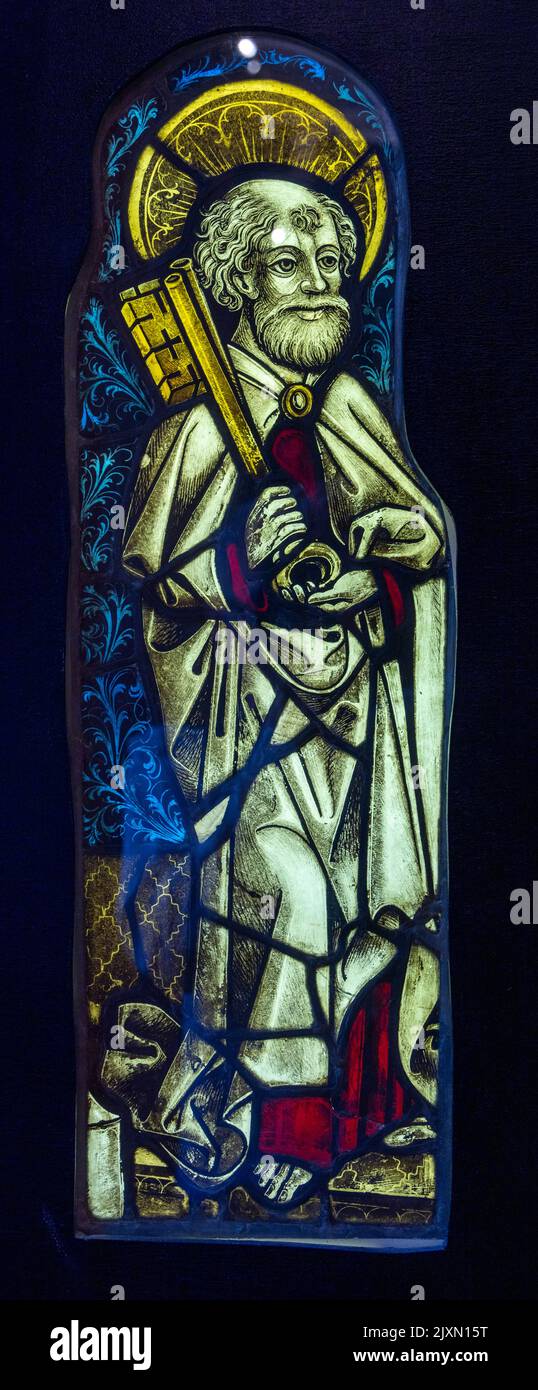 stained glass window of St Peter, c. 1480-90, formerly in the Pfarrkirche (parish church) of Appenheim, Mainz cathedral treasury, Germany Stock Photo