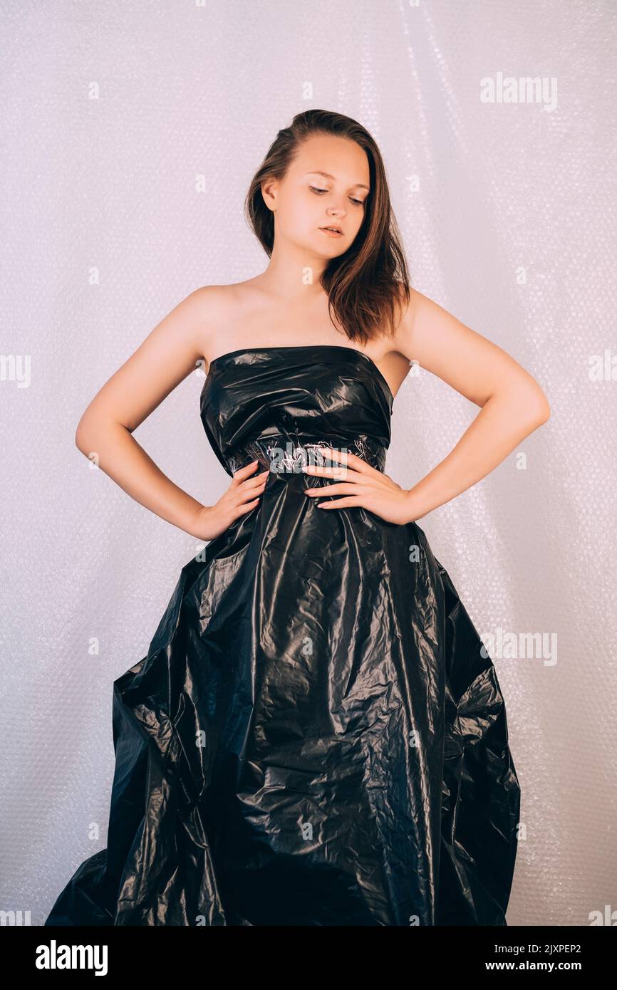 Share 122+ garbage bag dress designs best kidsdream.edu.vn