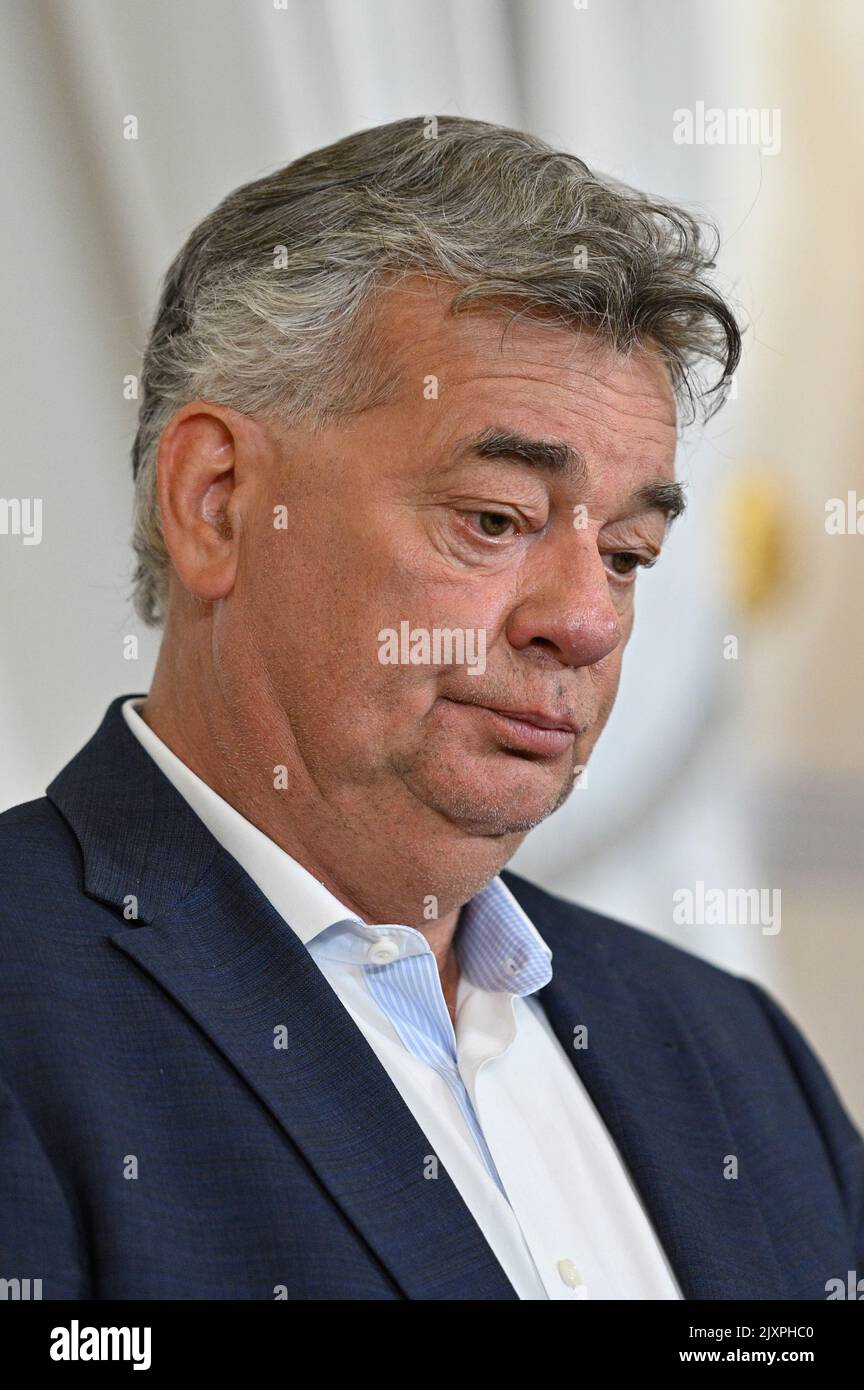 Electricity price brake hires stock photography and images Alamy