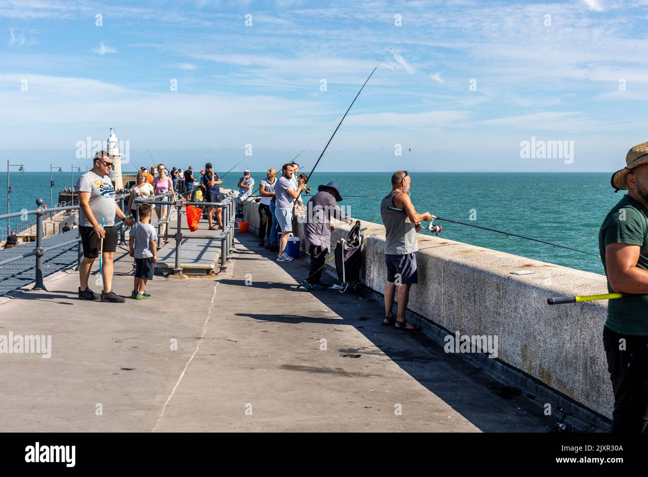 Folkestone fishing hi-res stock photography and images - Alamy