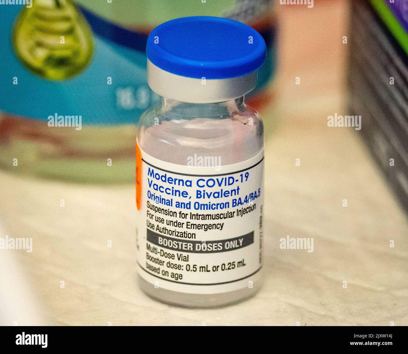 New York, USA. 7th Sep, 2022. A multi-dose vial of the new Moderna COVID-19 vaccine used to vaccinate New York State Governor Kathy Hochul. Hochul got her booster shot in front oif the cameras to encourage everybody to get vaccinated with the newly available bivalent COVID-19 vaccine boosters, which are designed to add Omicron BA.4 and BA.5 variants and bolster previous vaccination protection. Credit: Enrique Shore/Alamy Live News Stock Photo