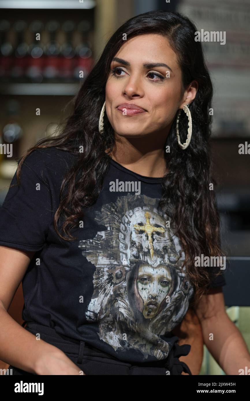 Andrea bayardo hires stock photography and images Alamy