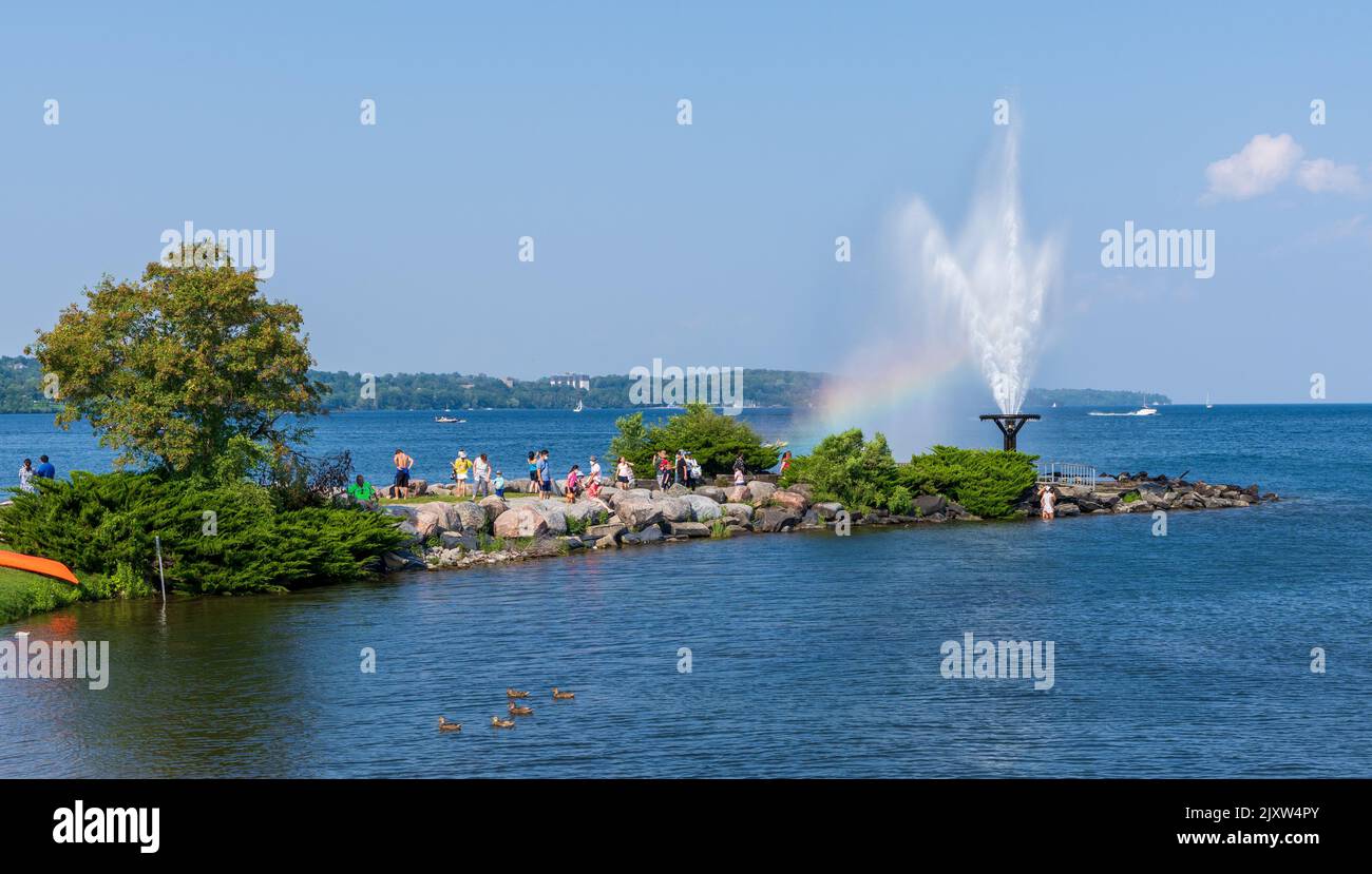 Centennial Park Waterfront Fountain on Shore of Kempenfelt Bay, Lake Simcoe in summer time, Barrie, Ontario, Canada. Stock Photo