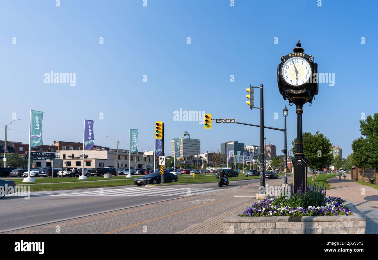 Barrie clock hires stock photography and images Alamy