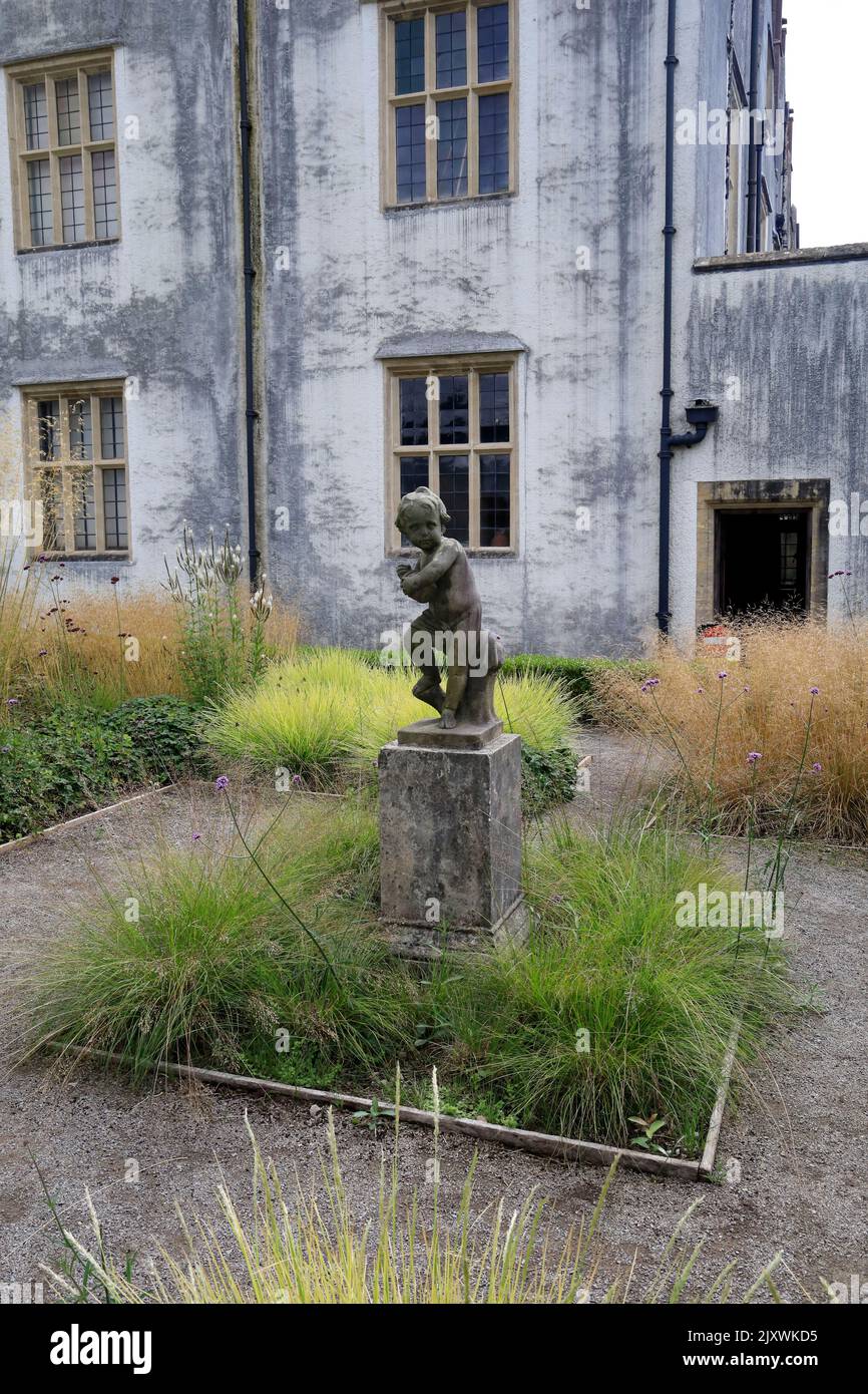St Fagans Castle (main house) 16th century Elizabethan mansion. St ...