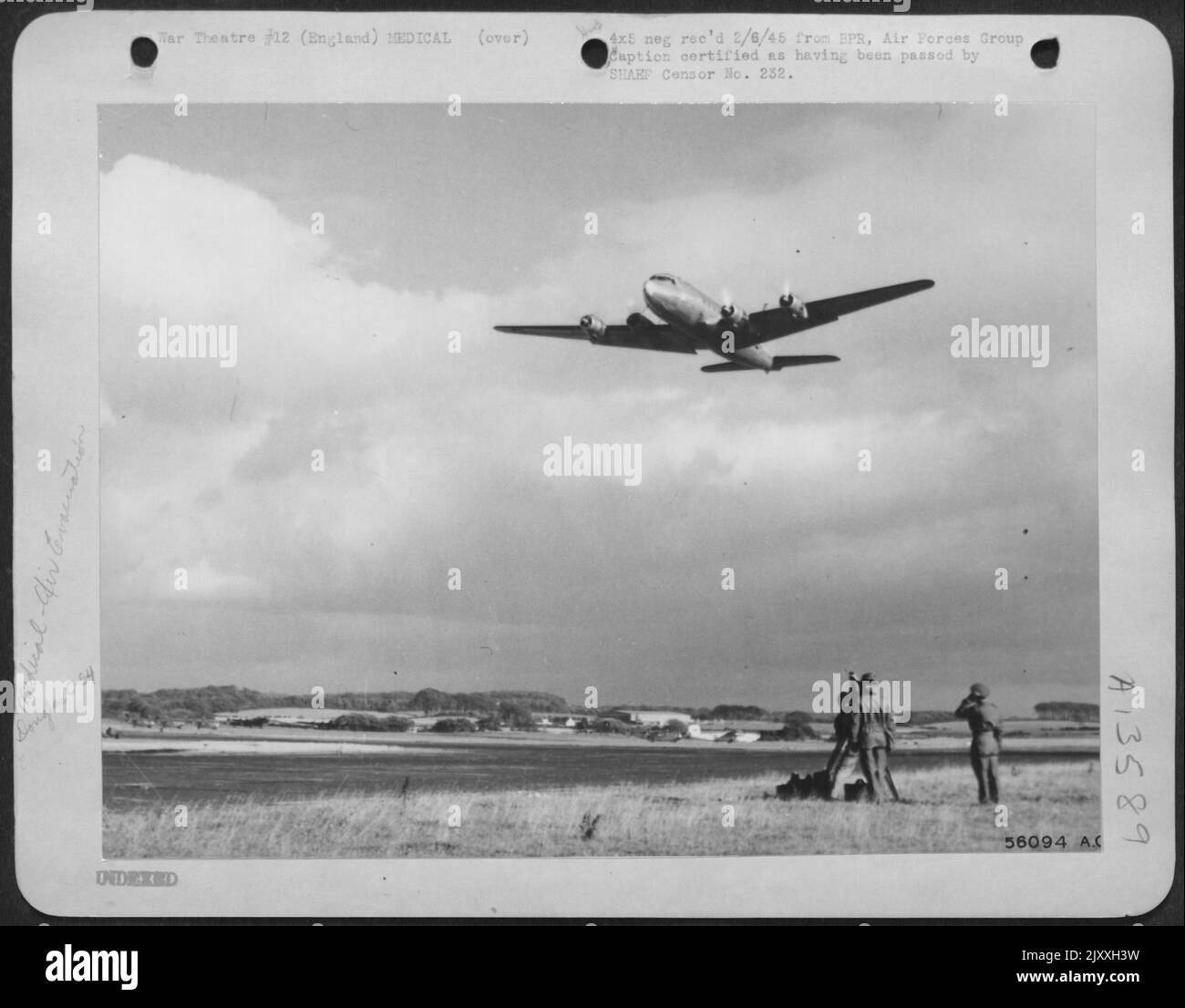 https://c8.alamy.com/comp/2JXXH3W/loaded-with-its-wounded-human-cargo-the-douglas-c-54-skymaster-bound-for-america-takes-off-from-the-great-trans-atlantic-airdrome-at-prestwick-england-2JXXH3W.jpg