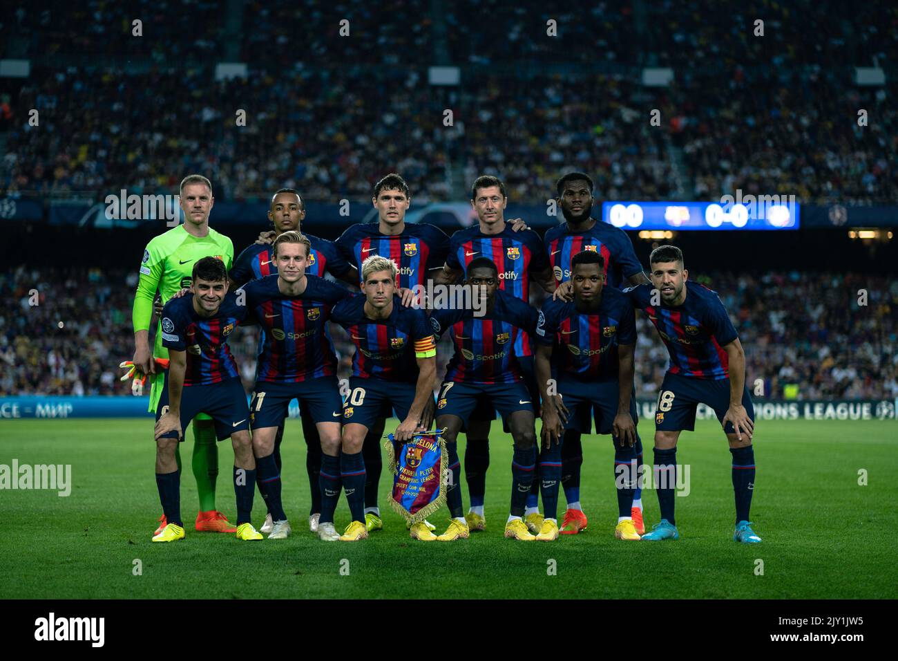 Fc barcelona squad hi-res stock photography and images