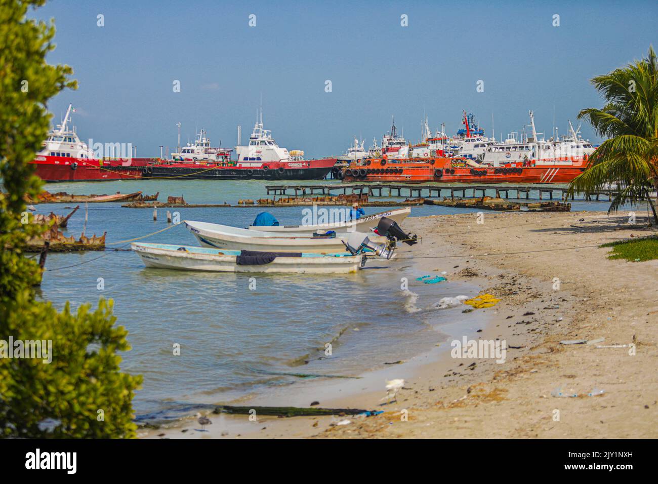 Boats, fishing boats, ship, vessels with operations on oil platforms at