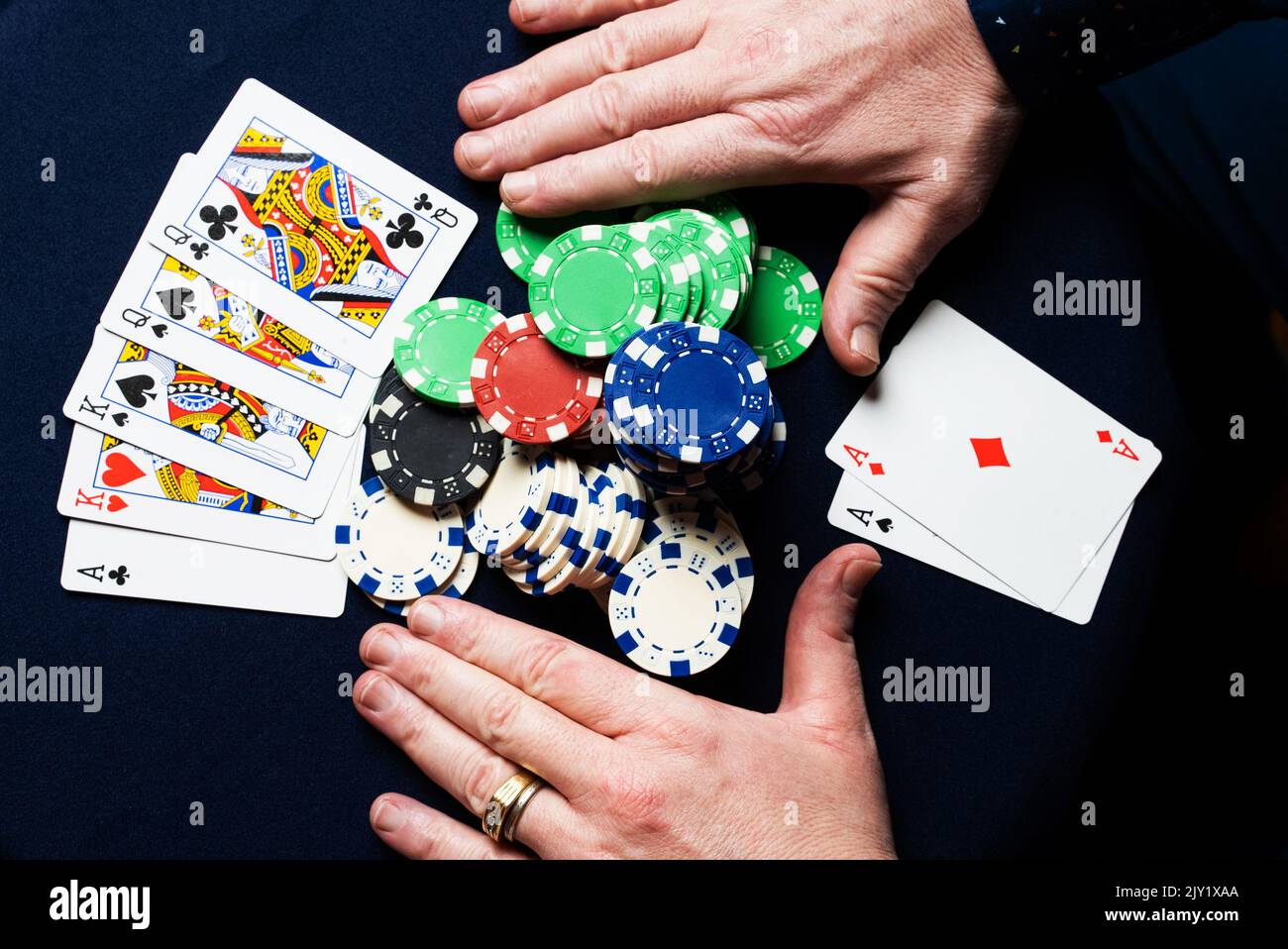 Texas hold em hires stock photography and images Alamy
