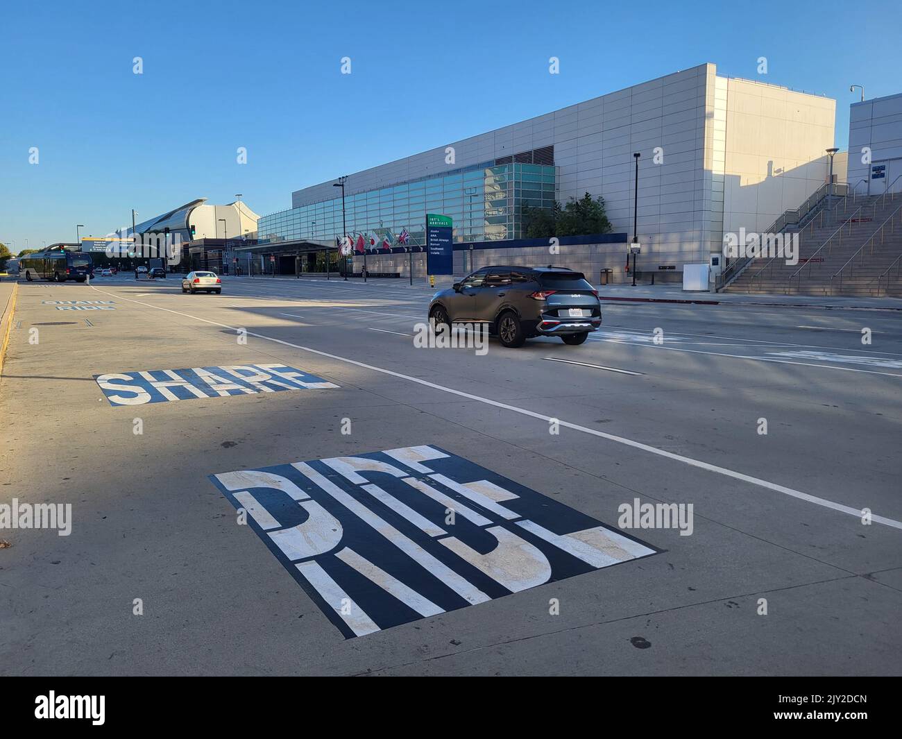 SAN FRANCISCO, CO - SEPTEMBER 06, 2022: Lane for UBER or Lyft rides at San Francisco Airport Stock Photo