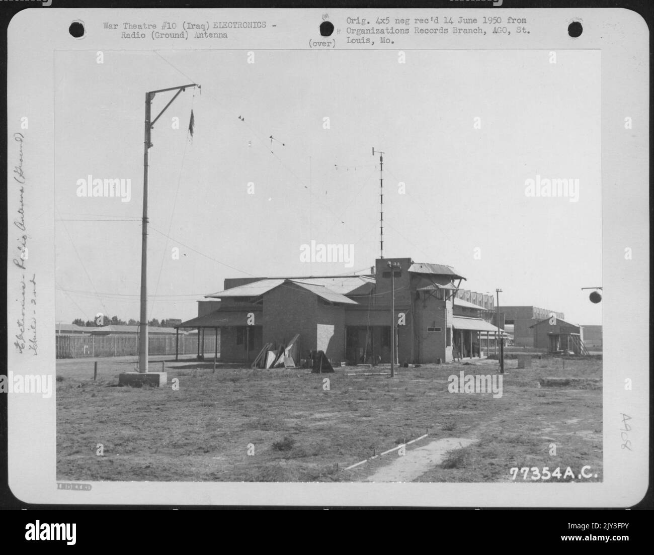 2Nd Army Airways Communication Wing Radio Station At Habbaniya, Iraq ...